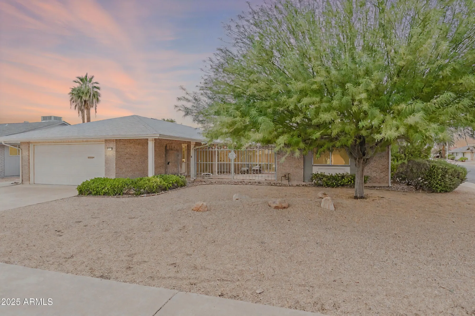 Property Slideshow image 2 of 20 | 14240 n crimson dr, Sun City, AZ, 85351