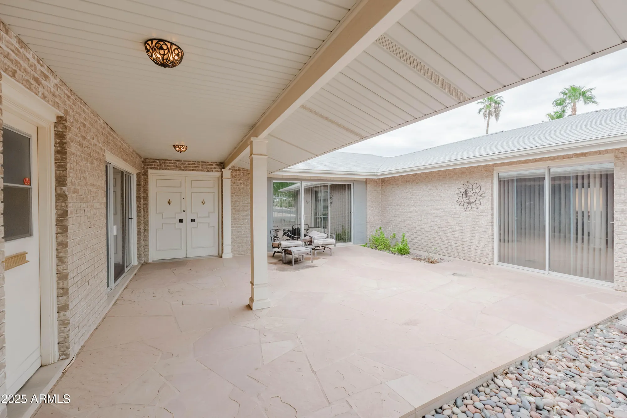 Property Slideshow image 4 of 20 | 14240 n crimson dr, Sun City, AZ, 85351