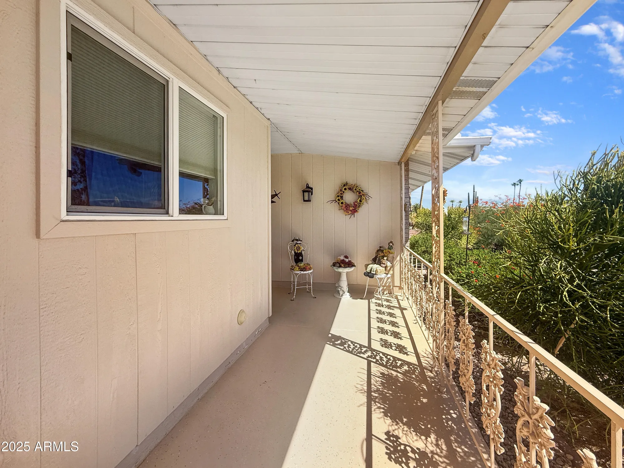 Property Slideshow image 1 of 19 | 13828 n whispering lake dr, Sun City, AZ, 85351