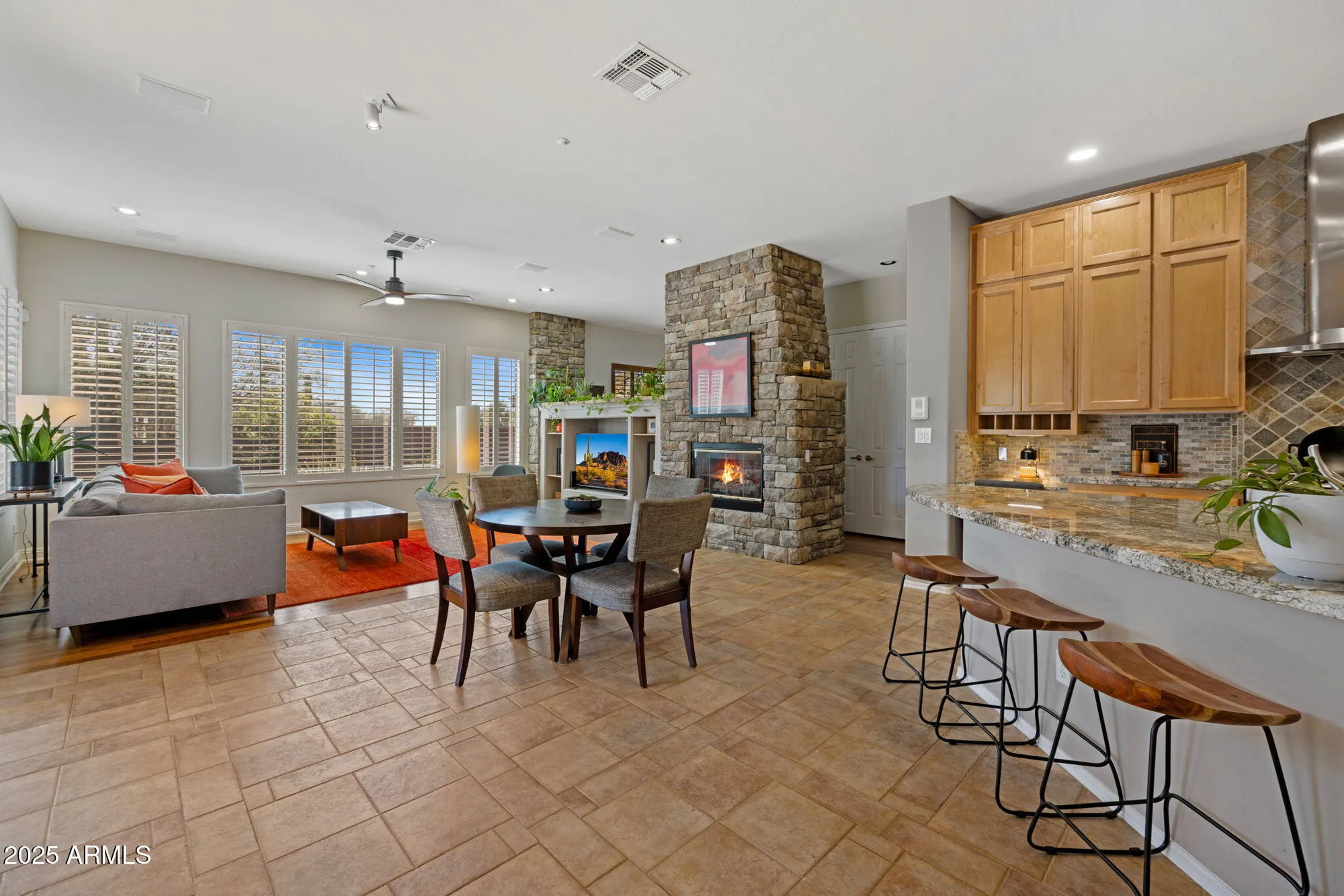 Property Slideshow image 10 of 73 | 41646 n emerald lake dr, Anthem, AZ, 85086