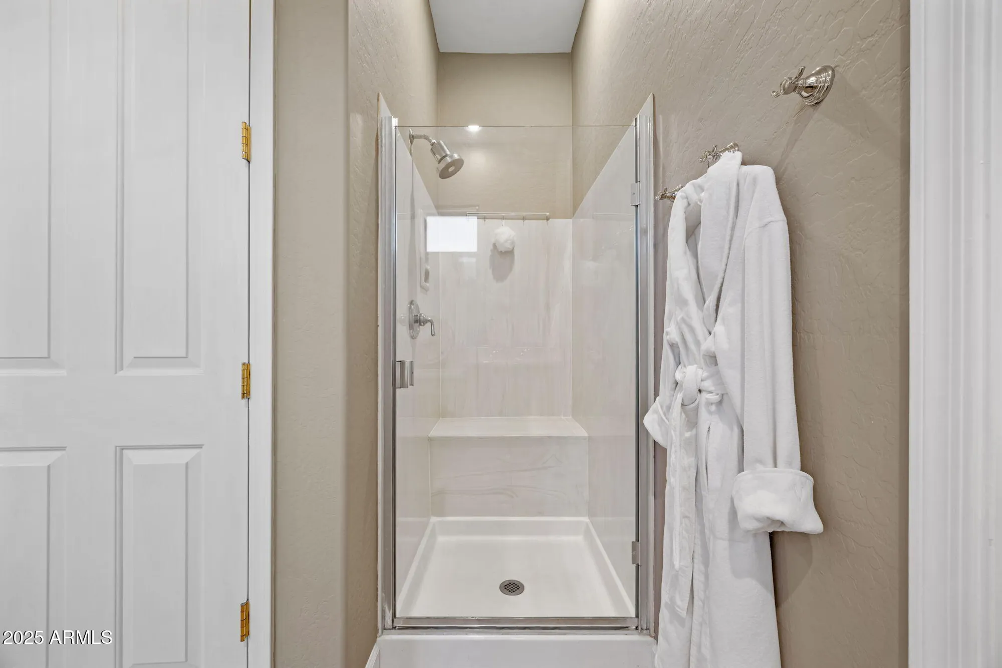 Property Slideshow image 15 of 73 | 41646 n emerald lake dr, Anthem, AZ, 85086