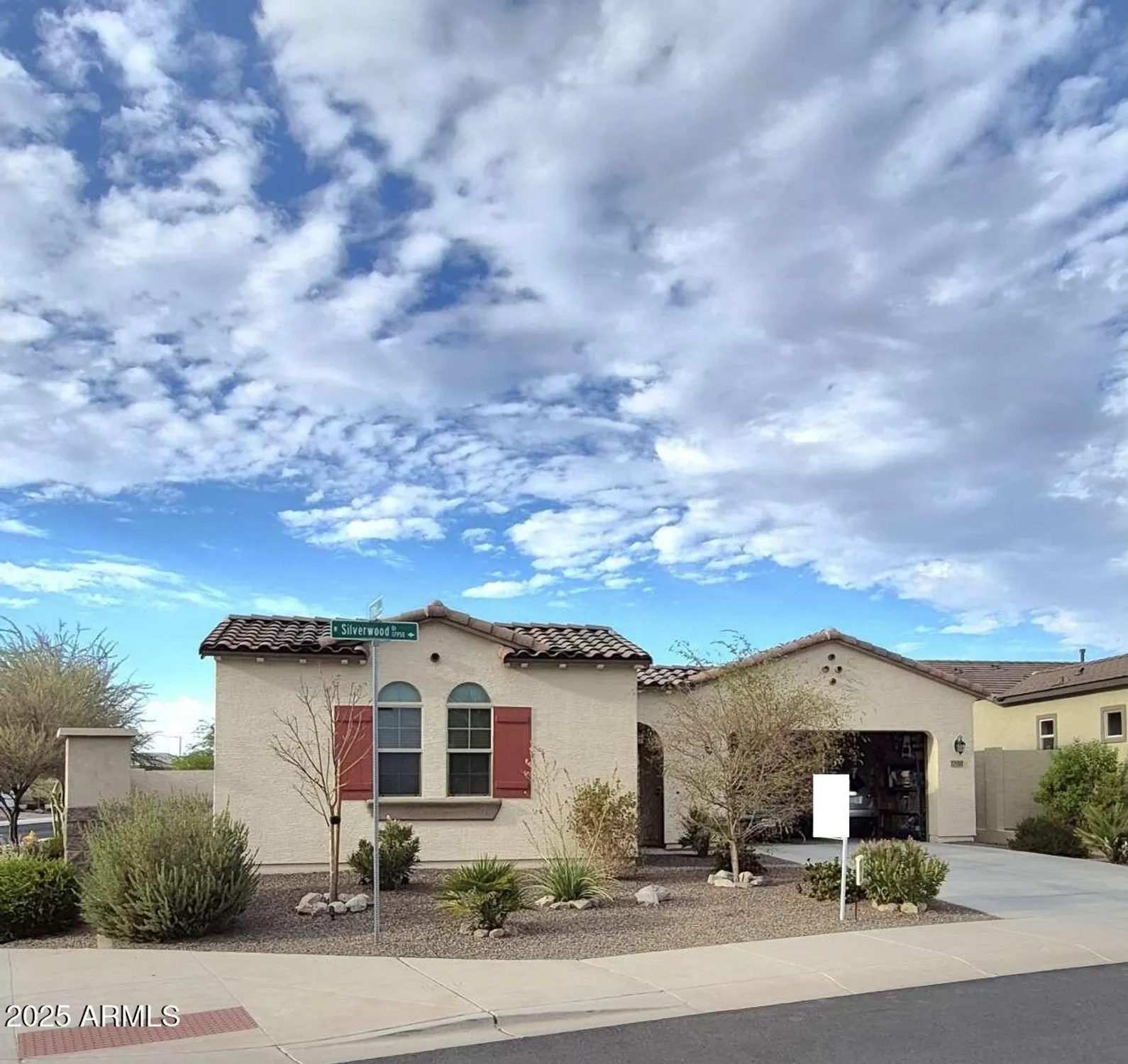 Property Slideshow image 1 of 20 | 17910 w silverwood dr, Goodyear, AZ, 85338