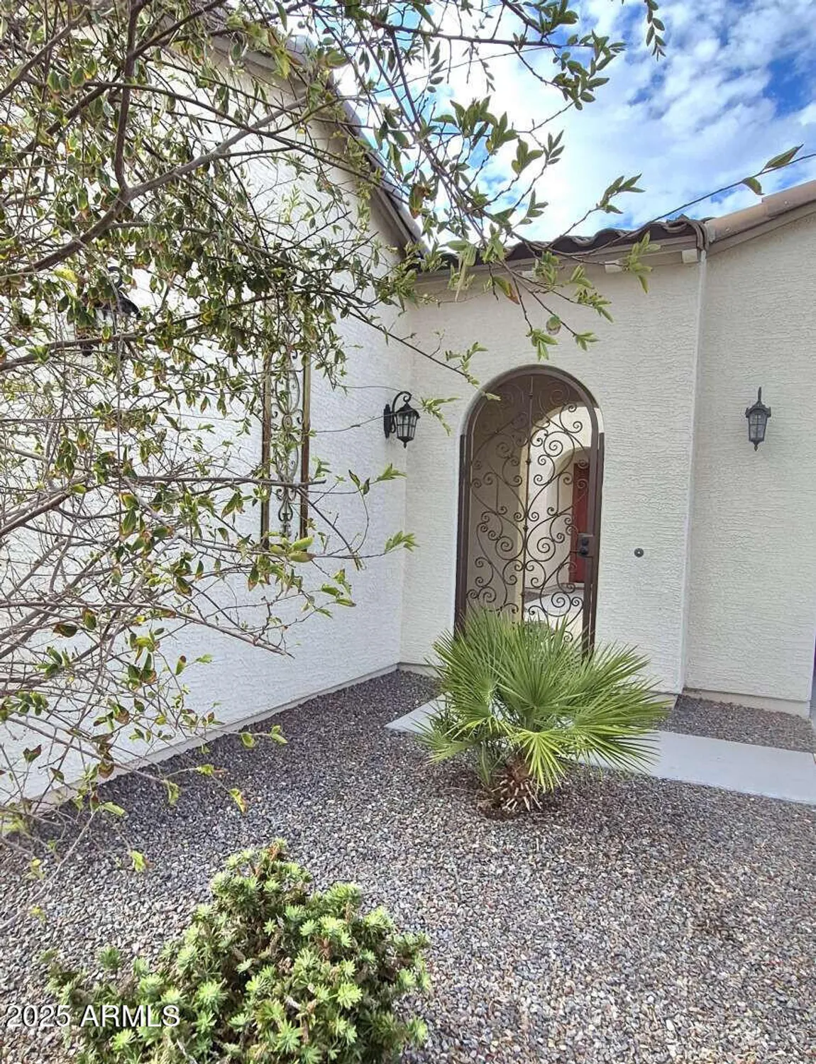 Property Slideshow image 8 of 20 | 17910 w silverwood dr, Goodyear, AZ, 85338