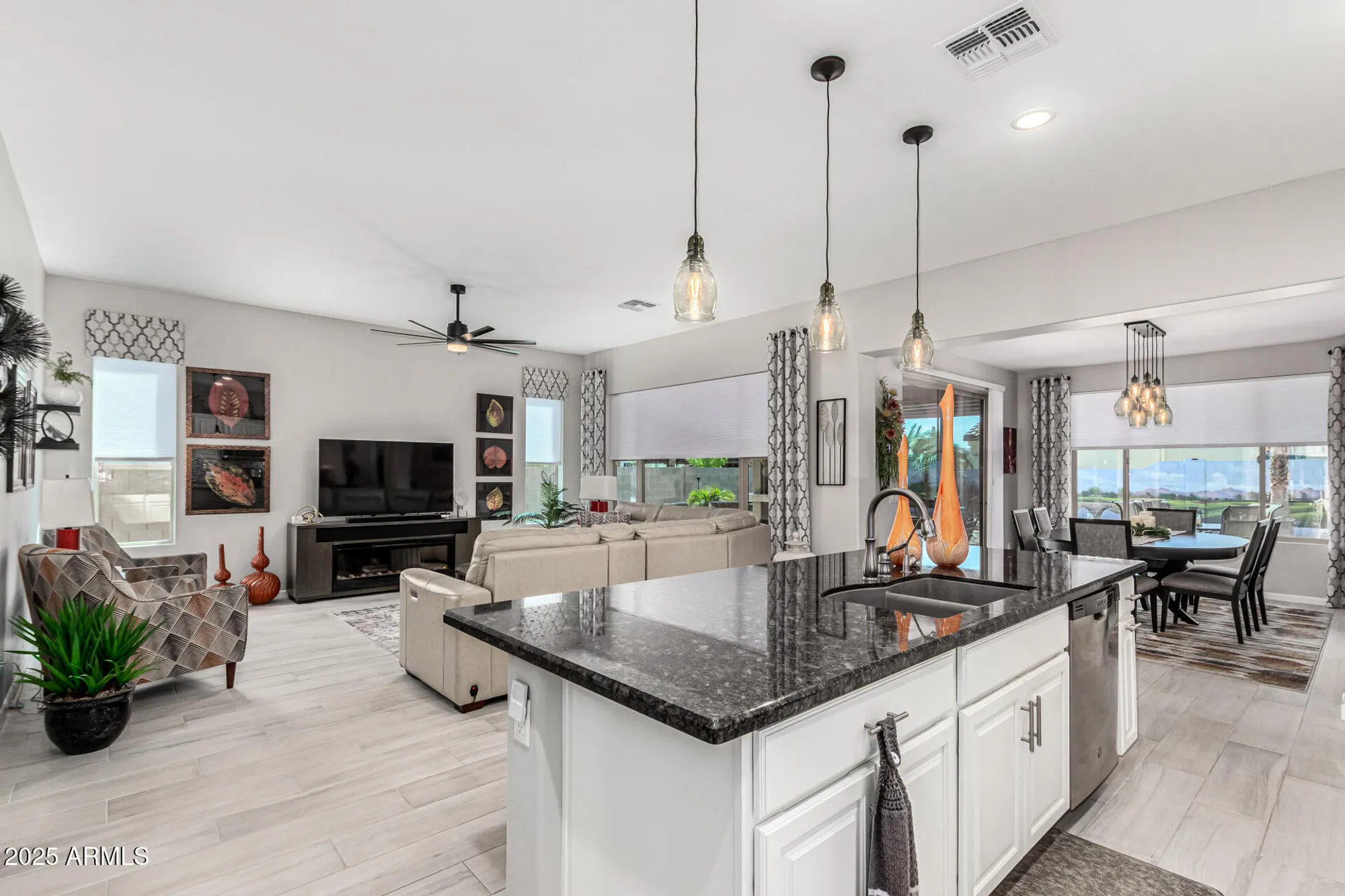 Property Slideshow image 6 of 52 | 4801 w buckskin dr, Eloy, AZ, 85131