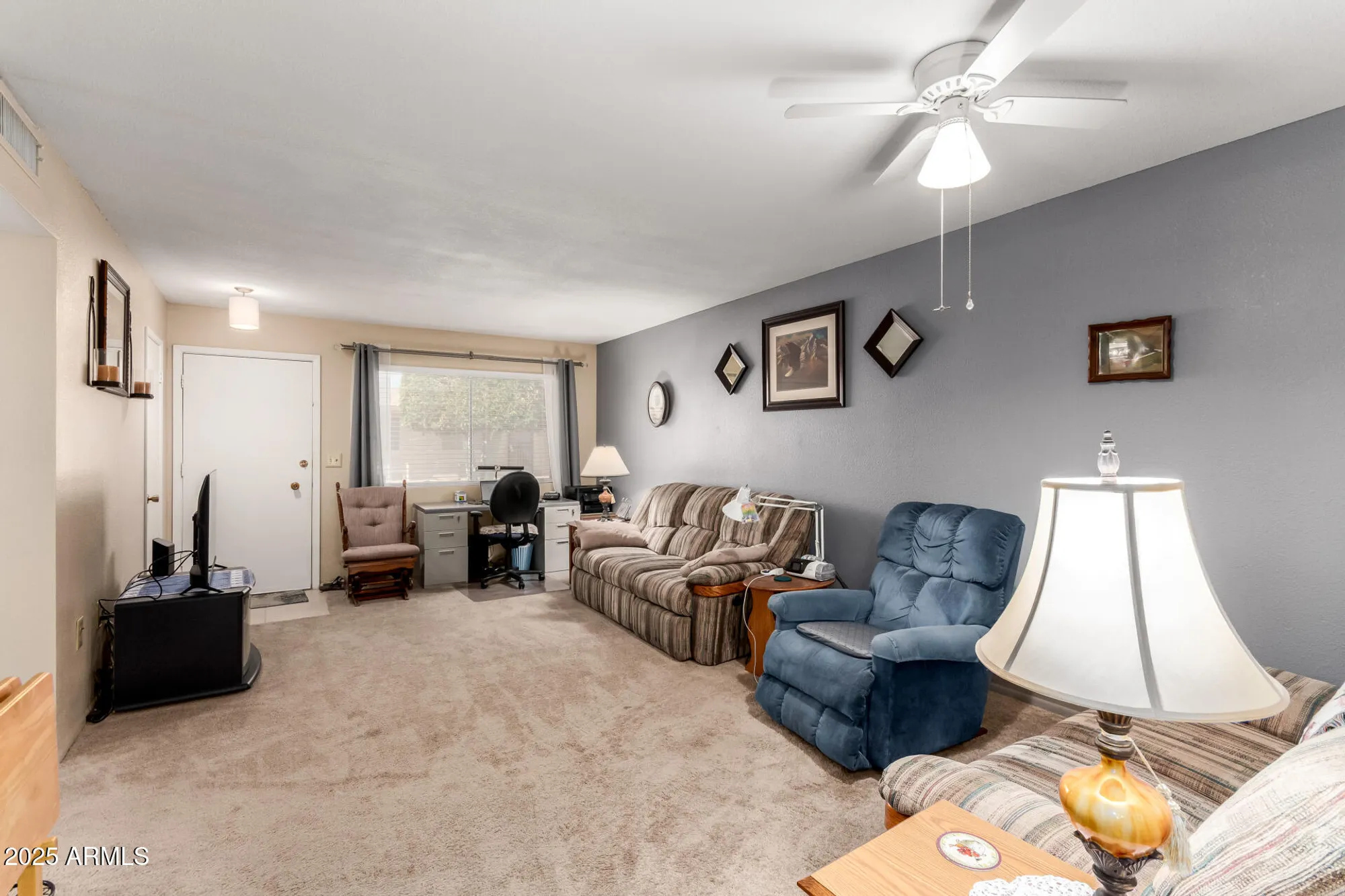 Property Slideshow image 1 of 11 | 10885 w santa fe dr, Sun City, AZ, 85351