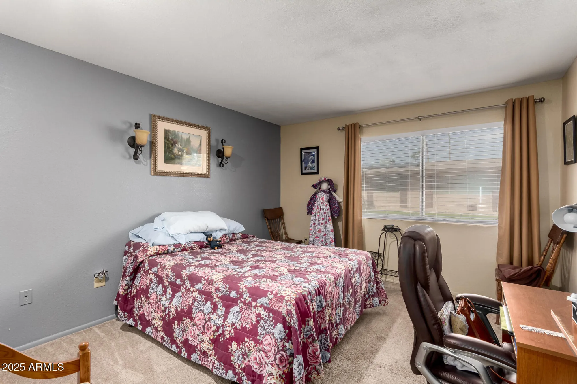 Property Slideshow image 4 of 11 | 10885 w santa fe dr, Sun City, AZ, 85351