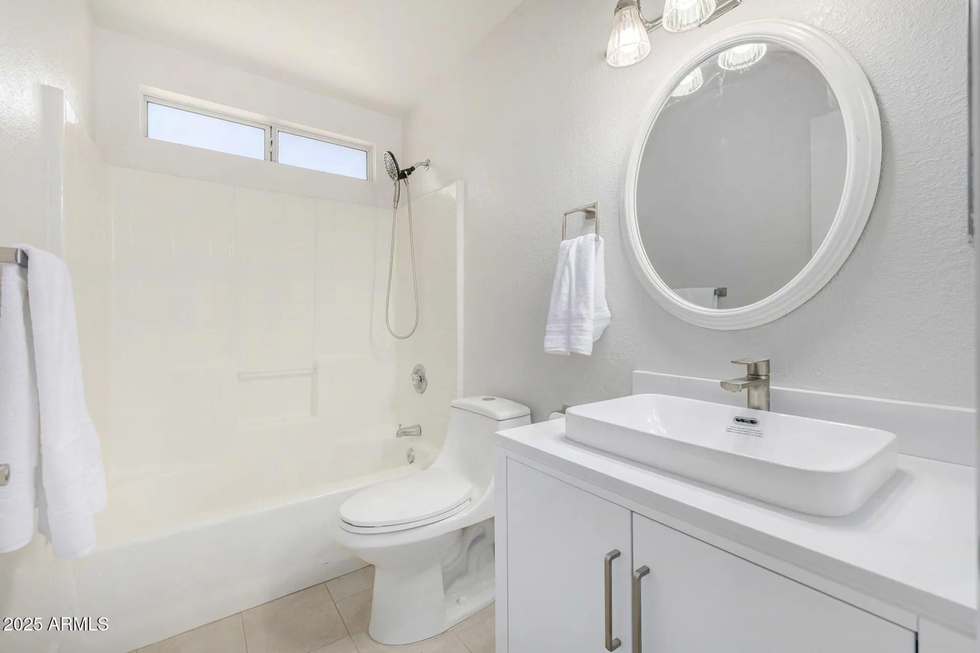 Property Slideshow image 18 of 28 | 10659 w yukon dr, Peoria, AZ, 85382