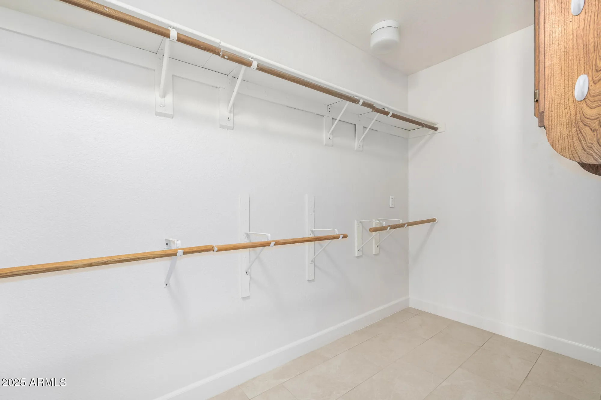 Property Slideshow image 15 of 28 | 10659 w yukon dr, Peoria, AZ, 85382