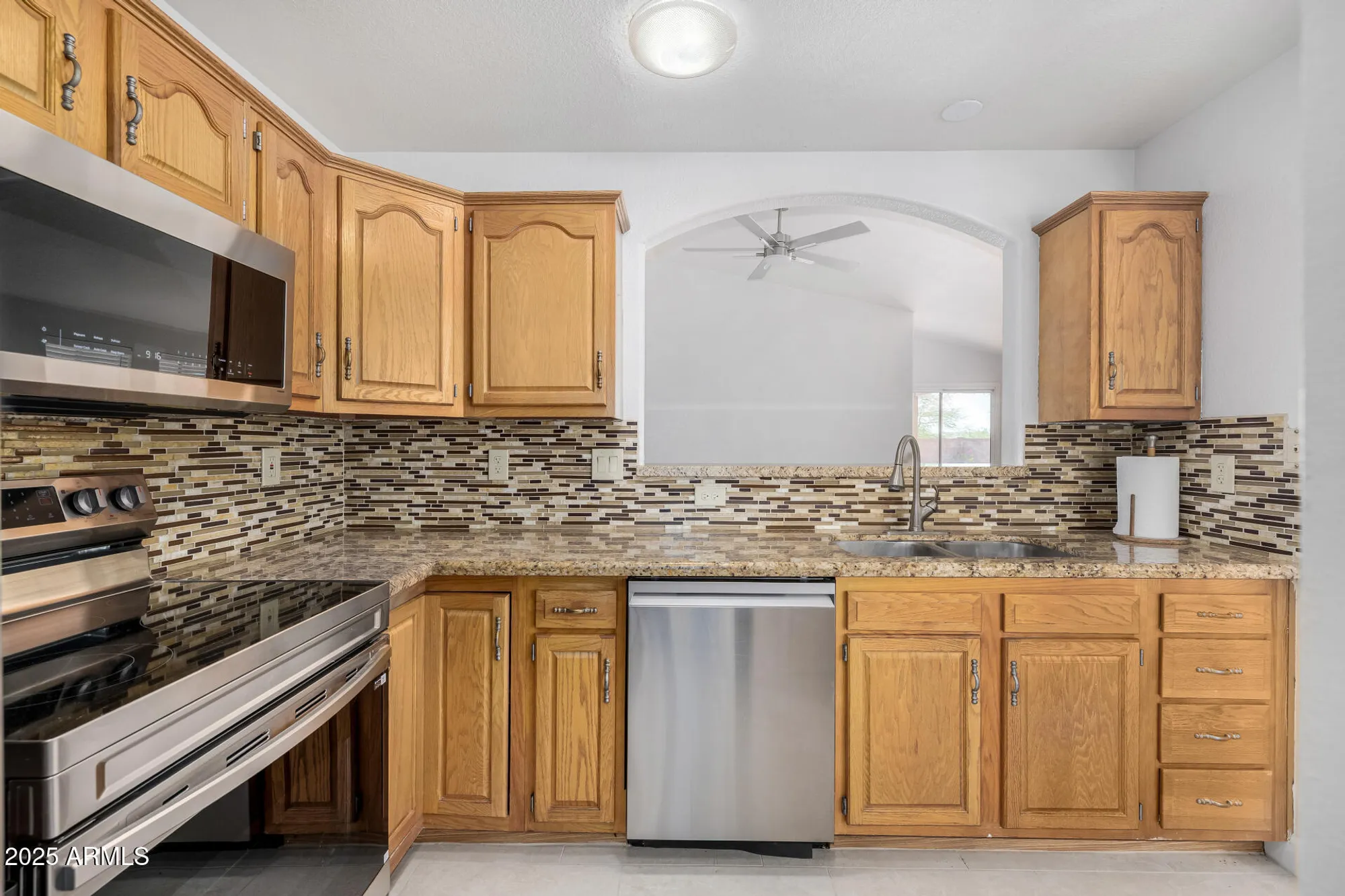 Property Slideshow image 8 of 28 | 10659 w yukon dr, Peoria, AZ, 85382