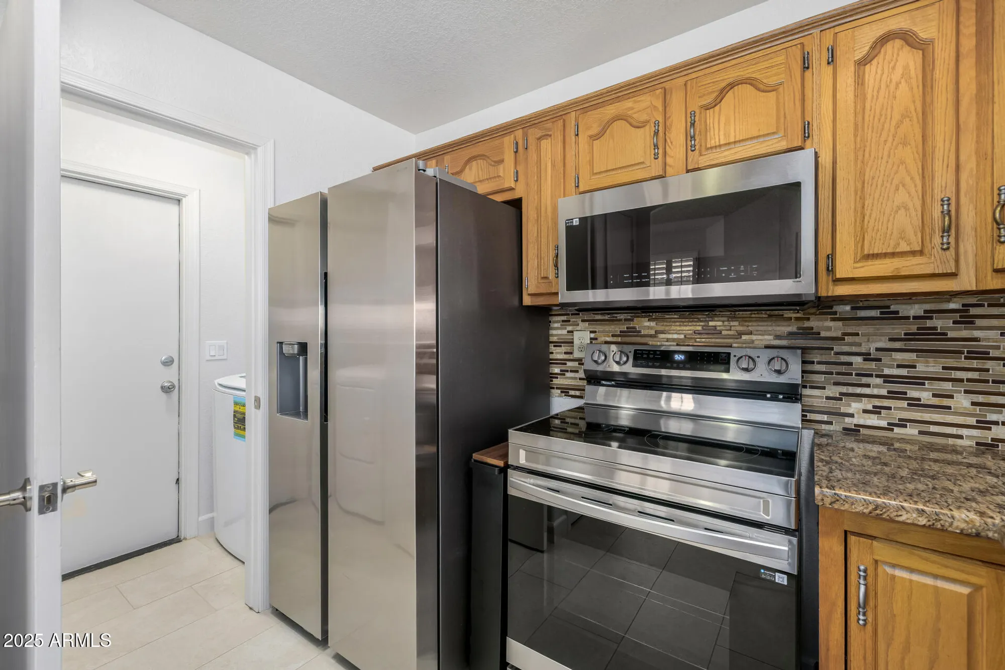 Property Slideshow image 9 of 28 | 10659 w yukon dr, Peoria, AZ, 85382