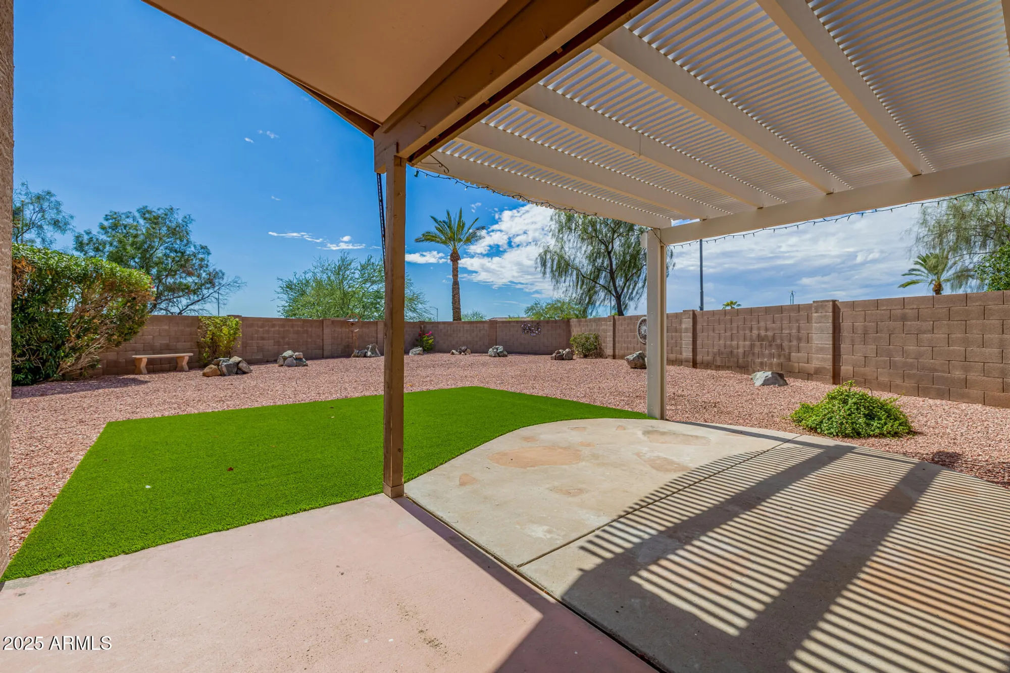 Property Slideshow image 20 of 28 | 10659 w yukon dr, Peoria, AZ, 85382