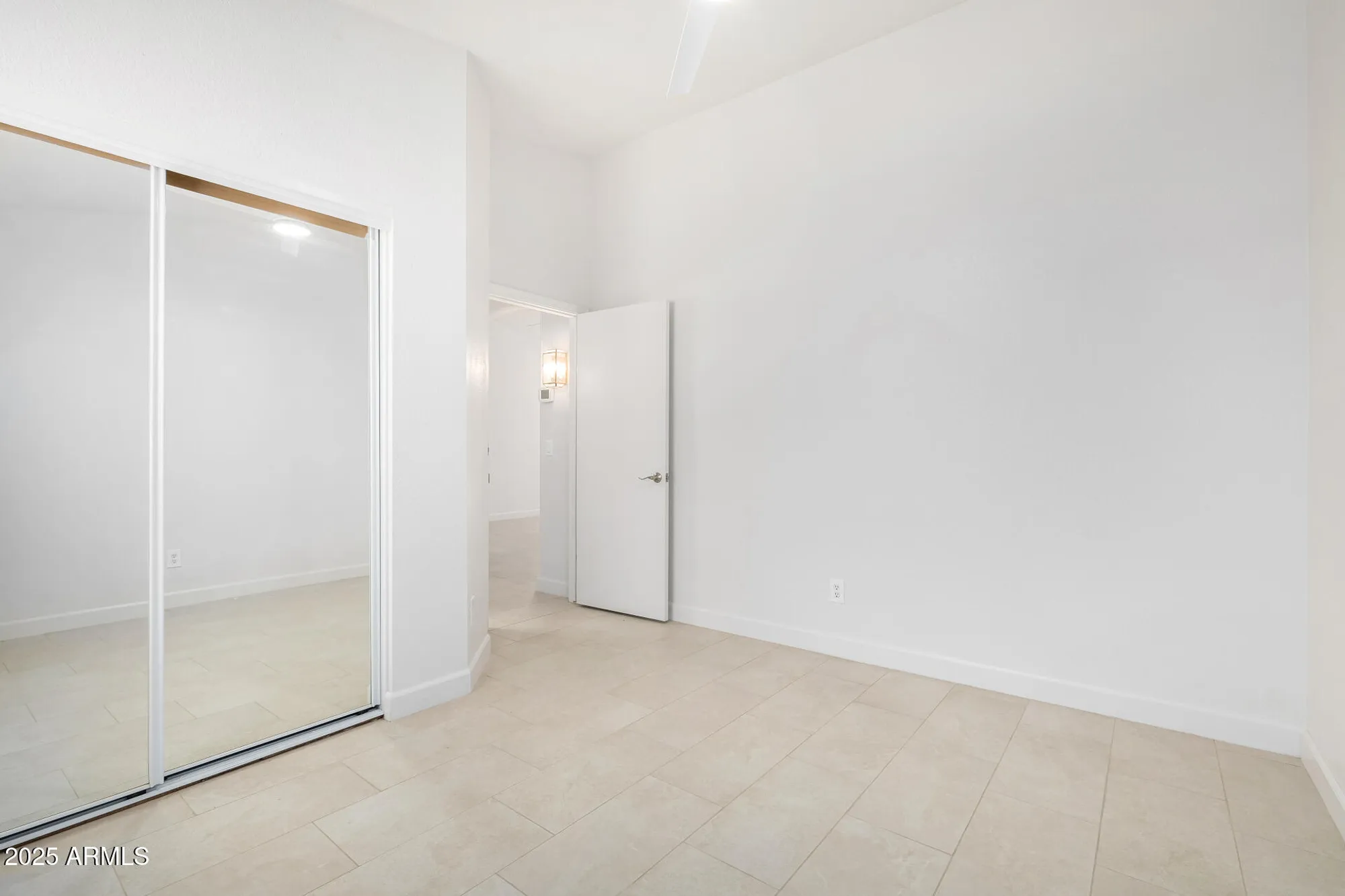 Property Slideshow image 17 of 28 | 10659 w yukon dr, Peoria, AZ, 85382