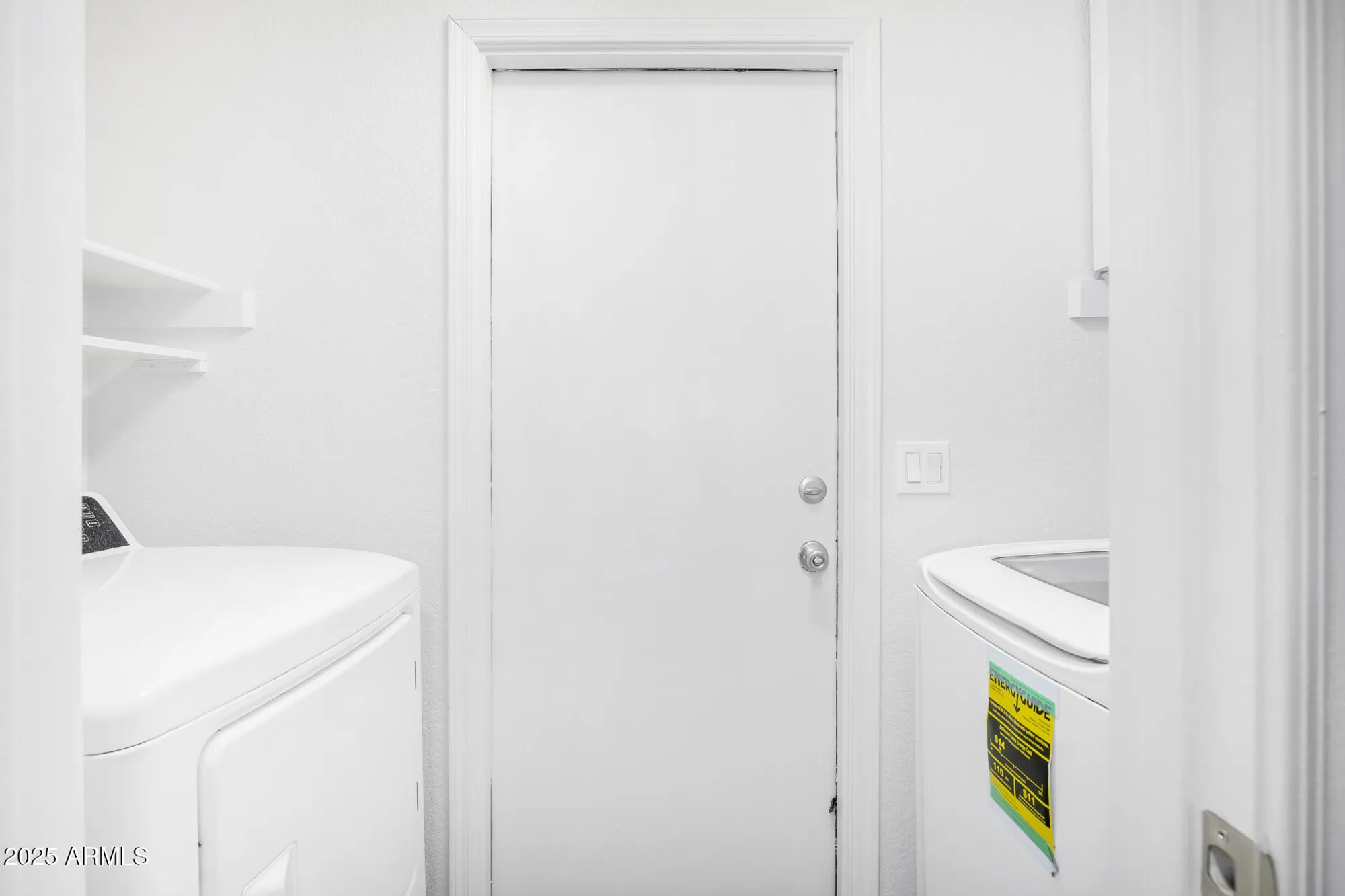 Property Slideshow image 19 of 28 | 10659 w yukon dr, Peoria, AZ, 85382