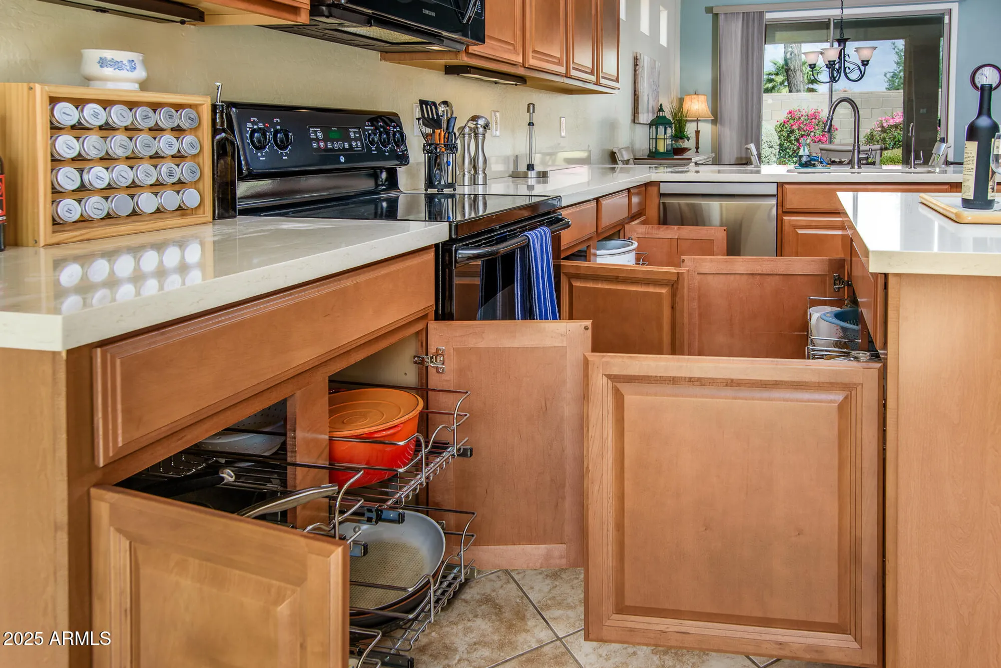 Property Slideshow image 14 of 58 | 42378 w abbey rd, Maricopa, AZ, 85138