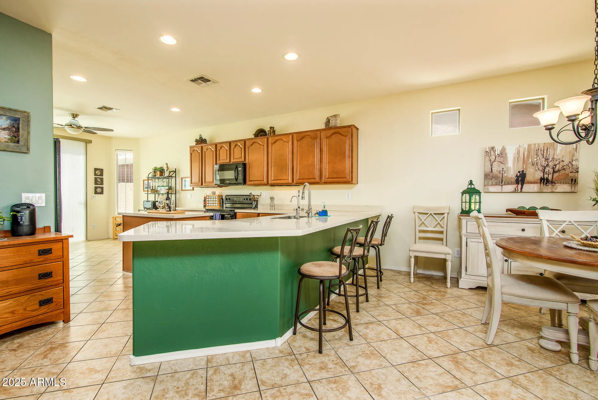 Property Slideshow image 16 of 58 | 42378 w abbey rd, Maricopa, AZ, 85138