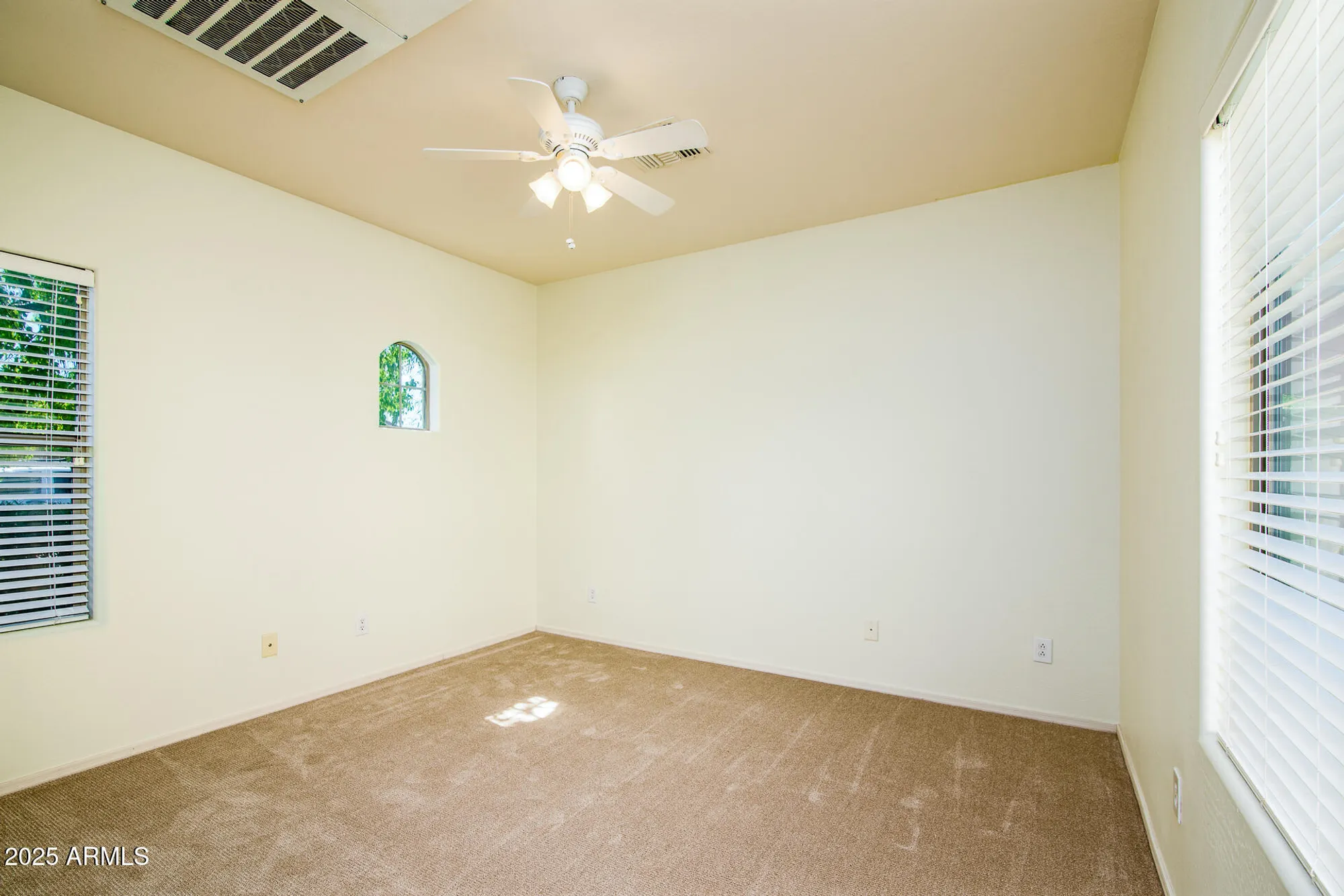 Property Slideshow image 33 of 58 | 42378 w abbey rd, Maricopa, AZ, 85138