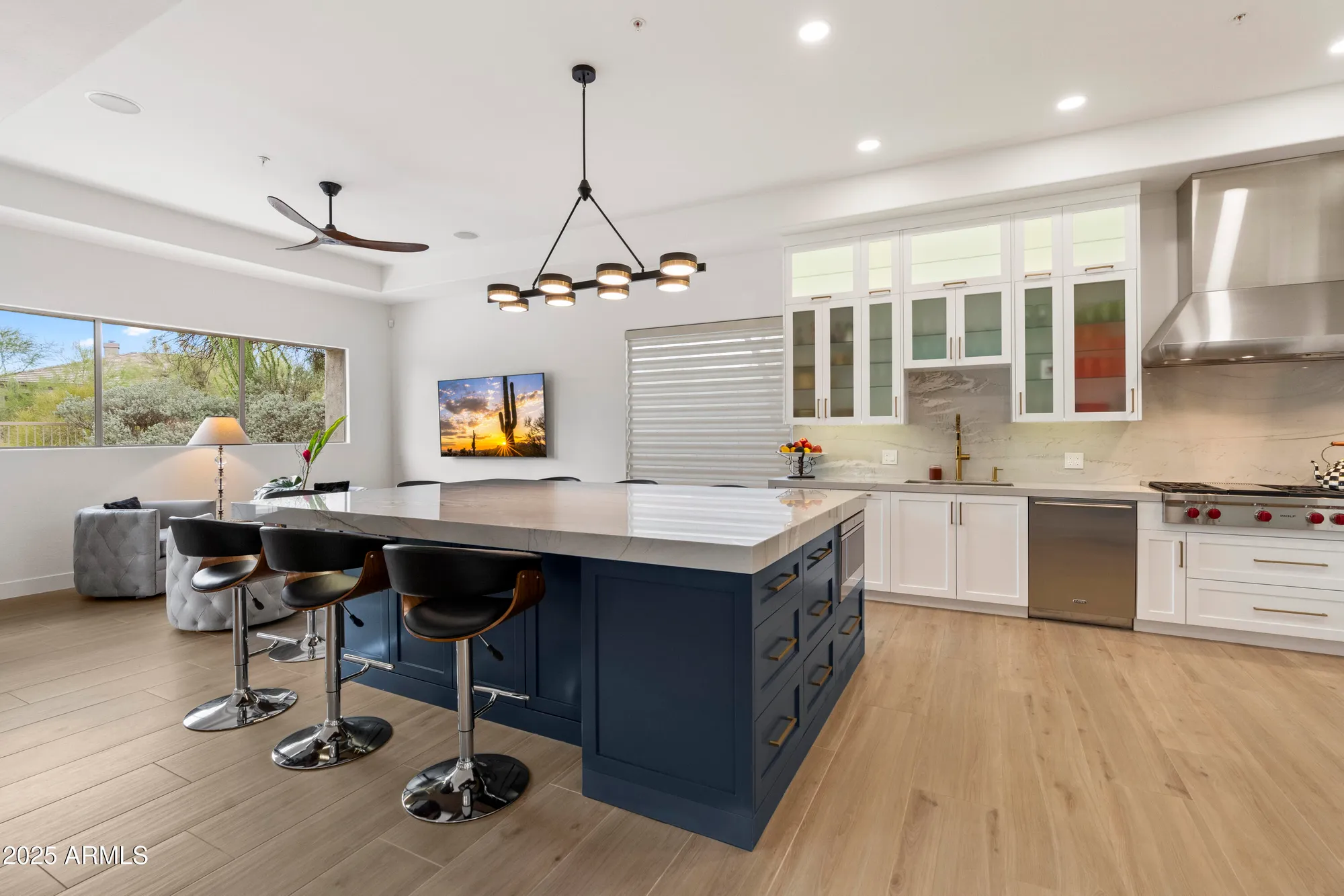 Property Slideshow image 11 of 41 | 7056 e mighty saguaro way, Scottsdale, AZ, 85266