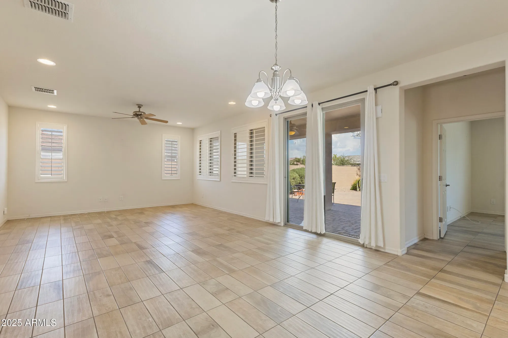 Property Slideshow image 14 of 37 | 5313 s chatsworth, Mesa, AZ, 85212