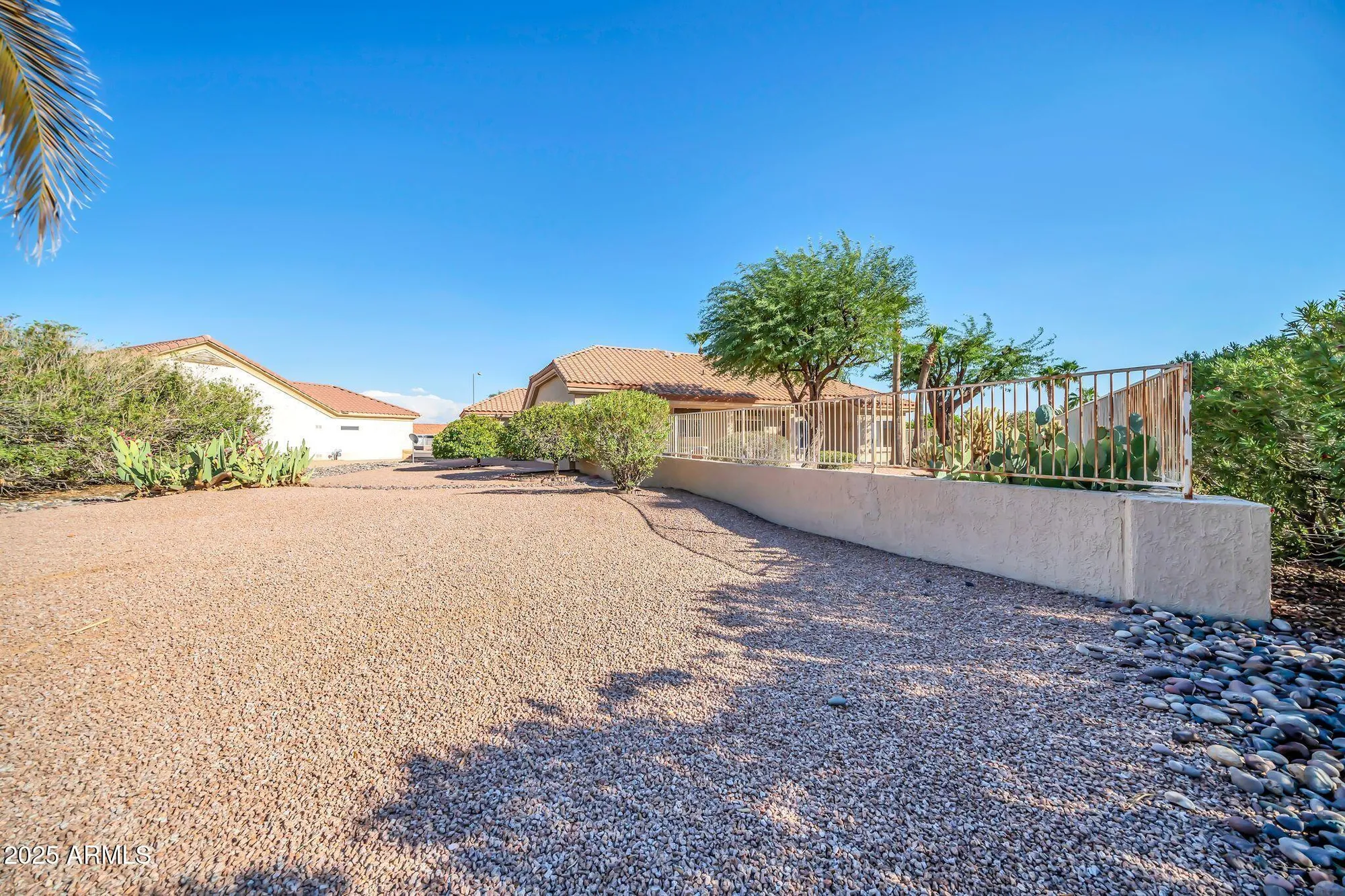 Property Slideshow image 43 of 50 | 23120 n drifter way, Sun City West, AZ, 85375