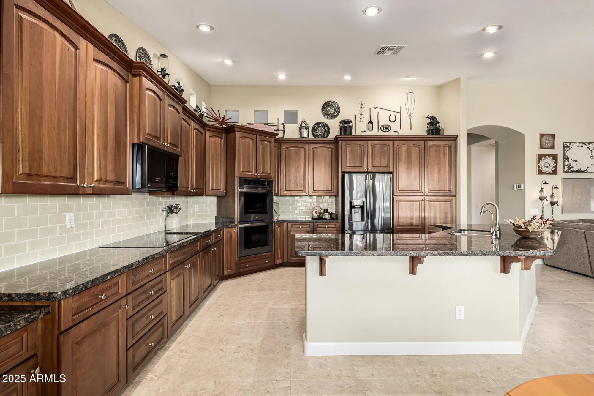 Property Slideshow image 25 of 80 | 16086 w cambridge ave, Goodyear, AZ, 85395