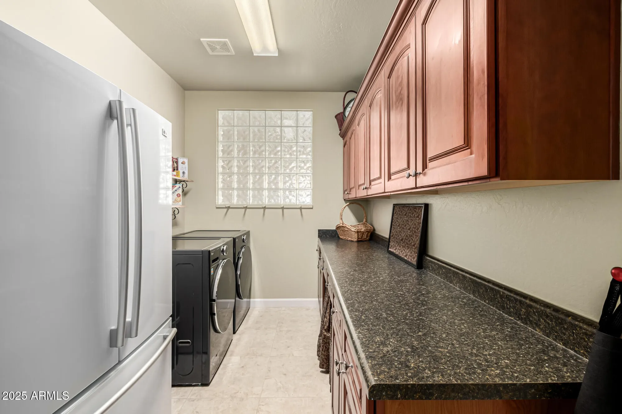 Property Slideshow image 43 of 80 | 16086 w cambridge ave, Goodyear, AZ, 85395
