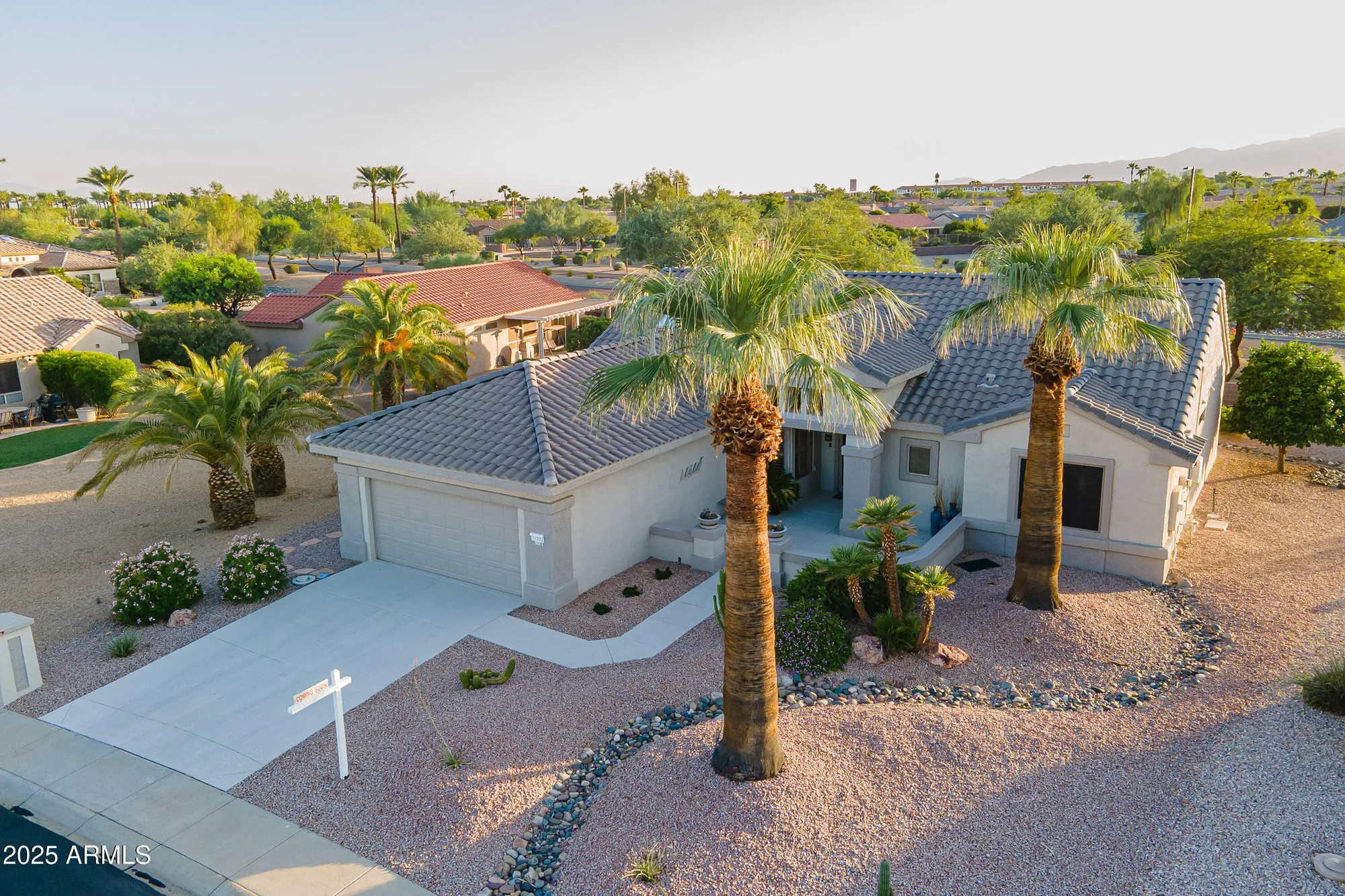 Property Slideshow image 5 of 50 | 17552 n somerset dr, Surprise, AZ, 85374