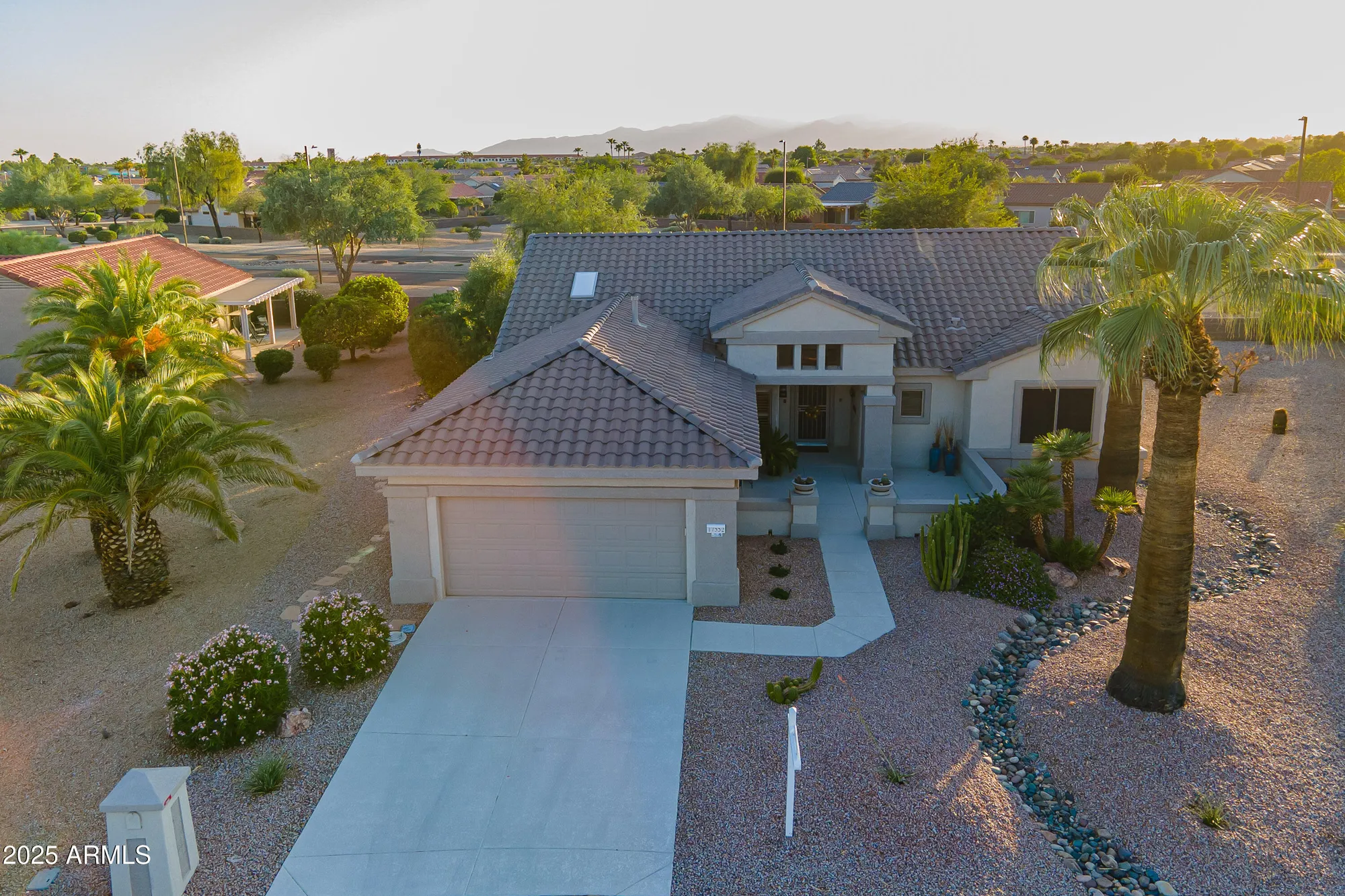 Property Slideshow image 3 of 50 | 17552 n somerset dr, Surprise, AZ, 85374
