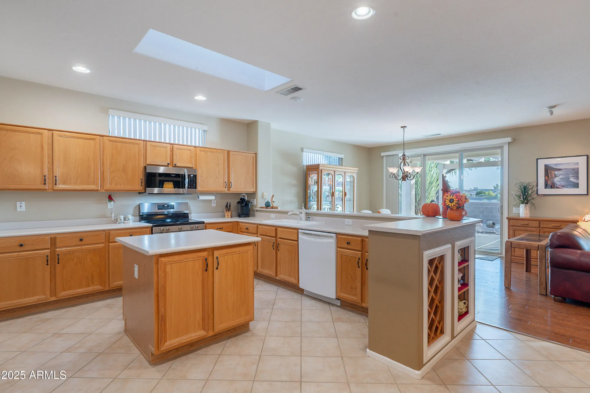 Property Slideshow image 17 of 50 | 17552 n somerset dr, Surprise, AZ, 85374