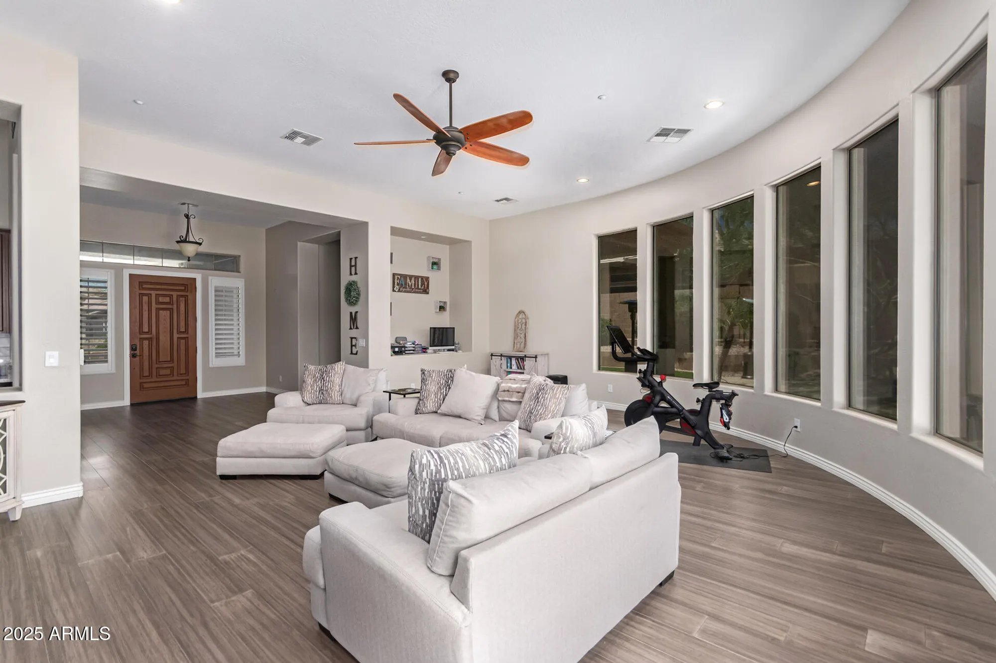 Property Slideshow image 10 of 64 | 41619 n river bend rd, Anthem, AZ, 85086