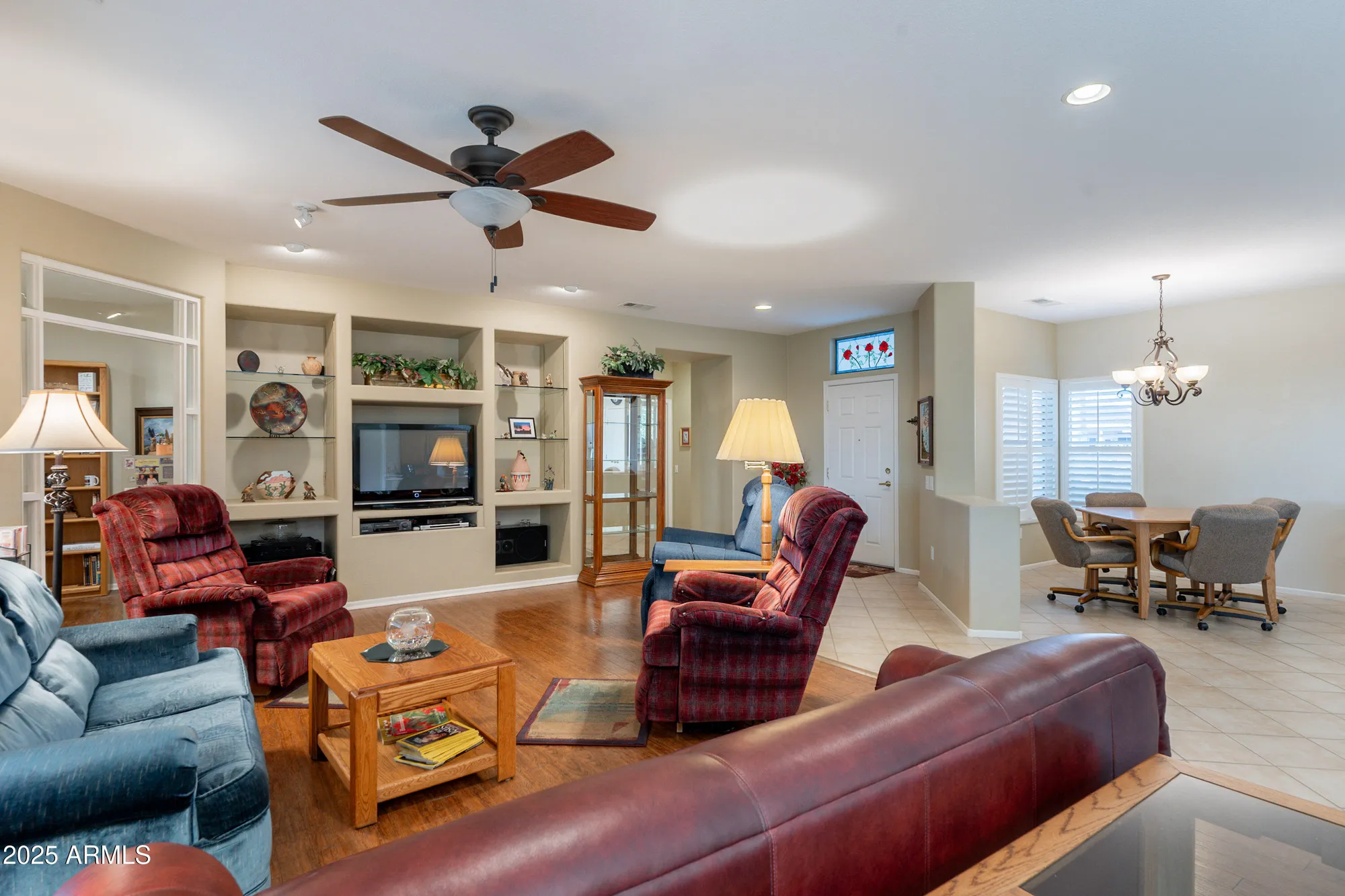 Property Slideshow image 10 of 50 | 17552 n somerset dr, Surprise, AZ, 85374