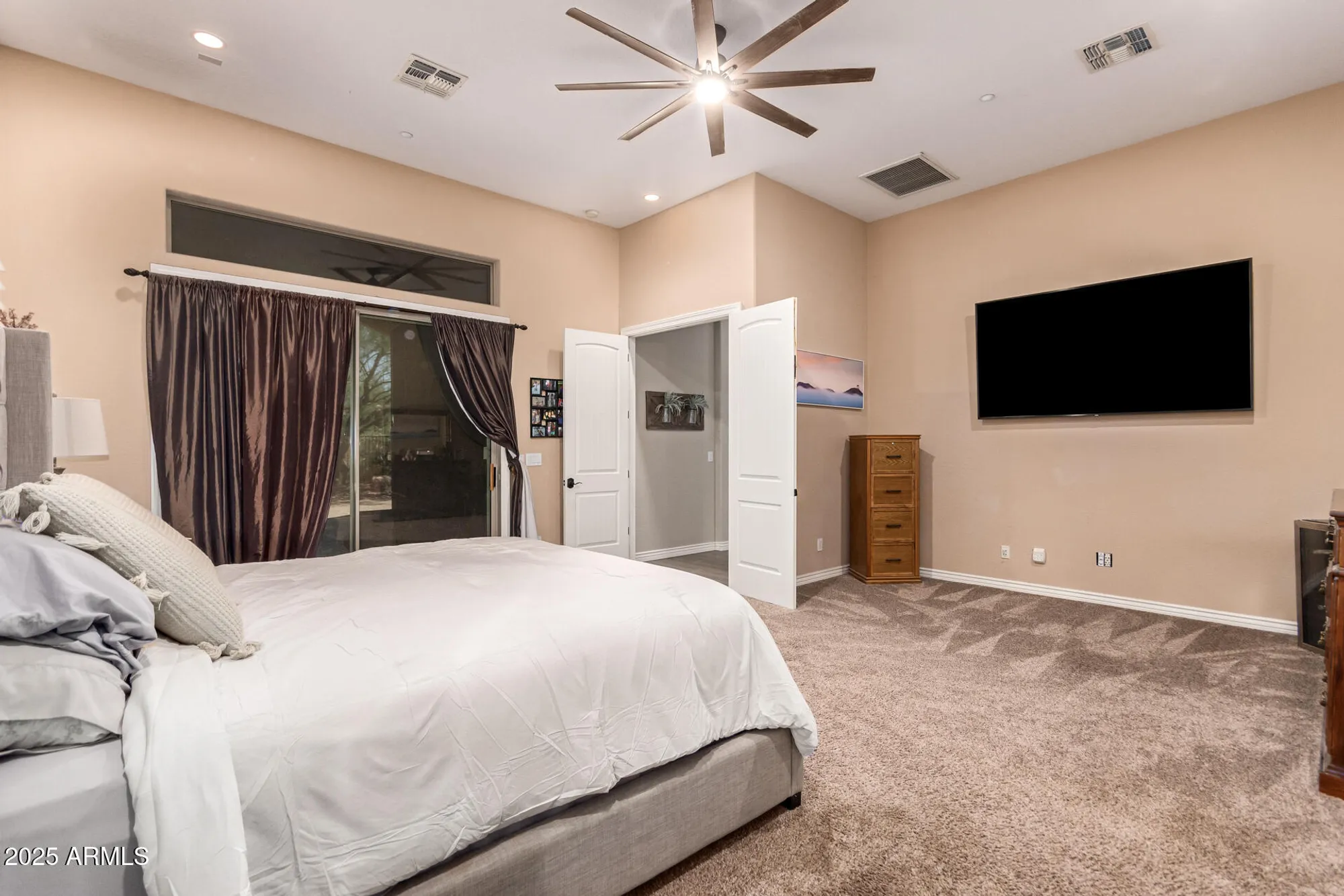 Property Slideshow image 27 of 64 | 41619 n river bend rd, Anthem, AZ, 85086