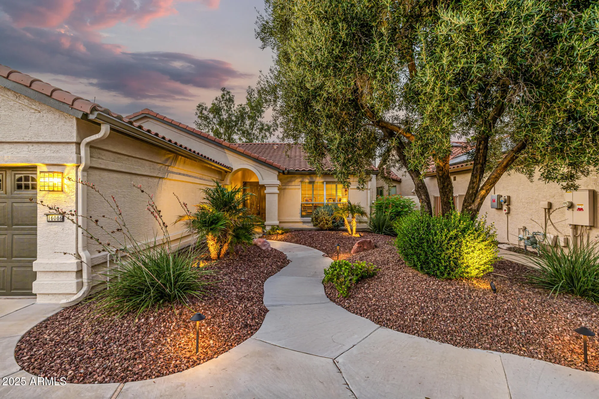 Property Slideshow image 8 of 80 | 16086 w cambridge ave, Goodyear, AZ, 85395