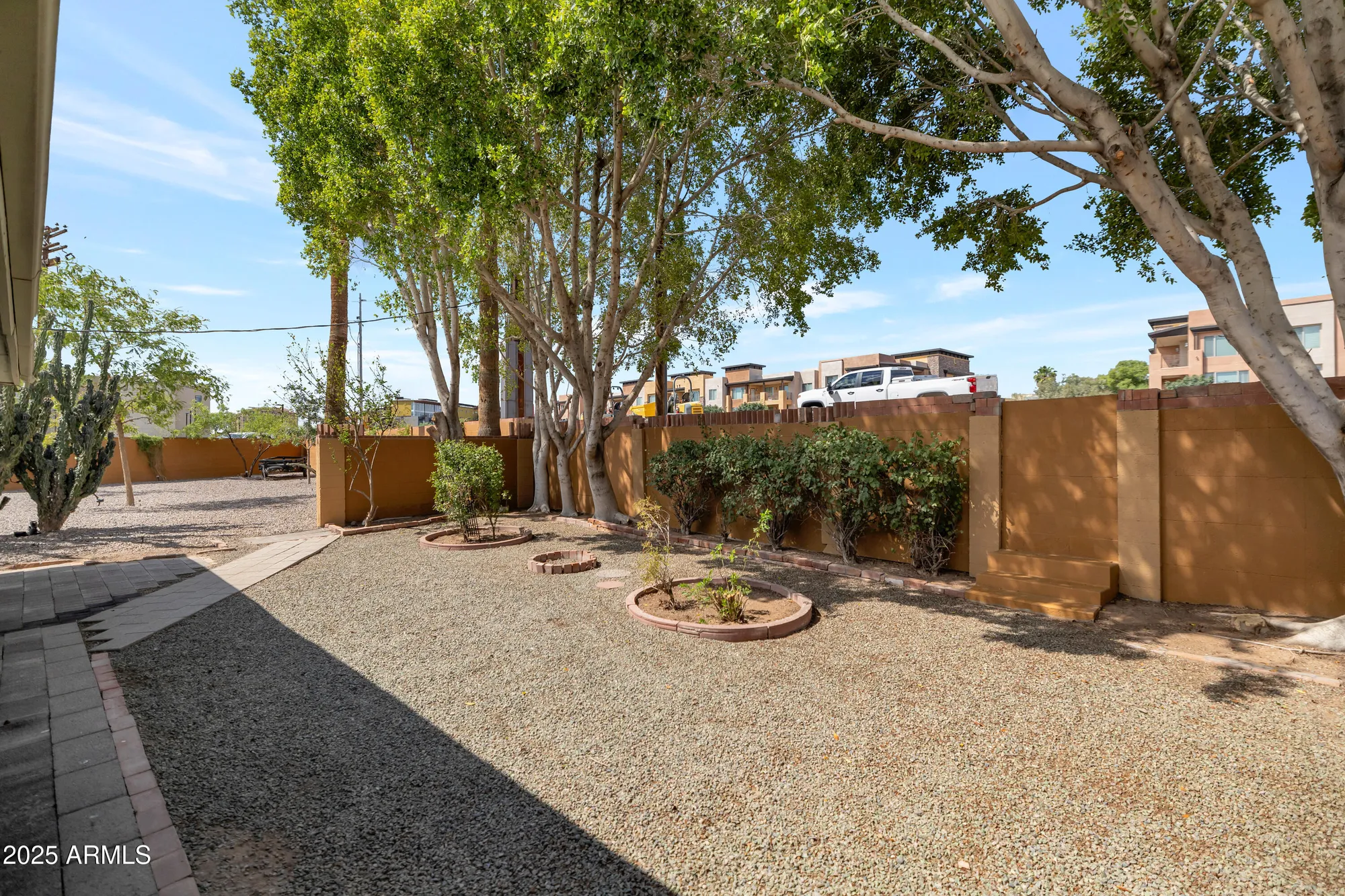 Property Slideshow image 20 of 32 | 4748 n 74th pl, Scottsdale, AZ, 85251