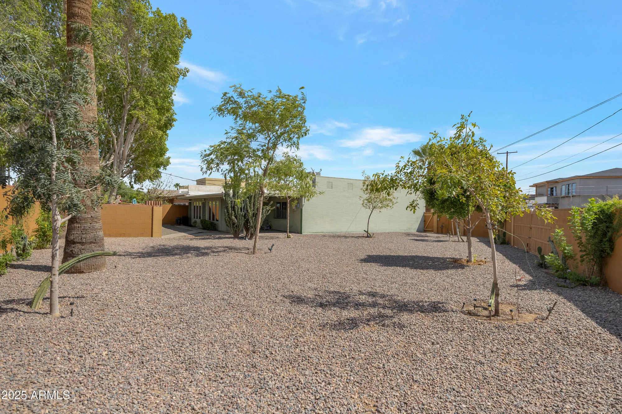 Property Slideshow image 21 of 32 | 4748 n 74th pl, Scottsdale, AZ, 85251