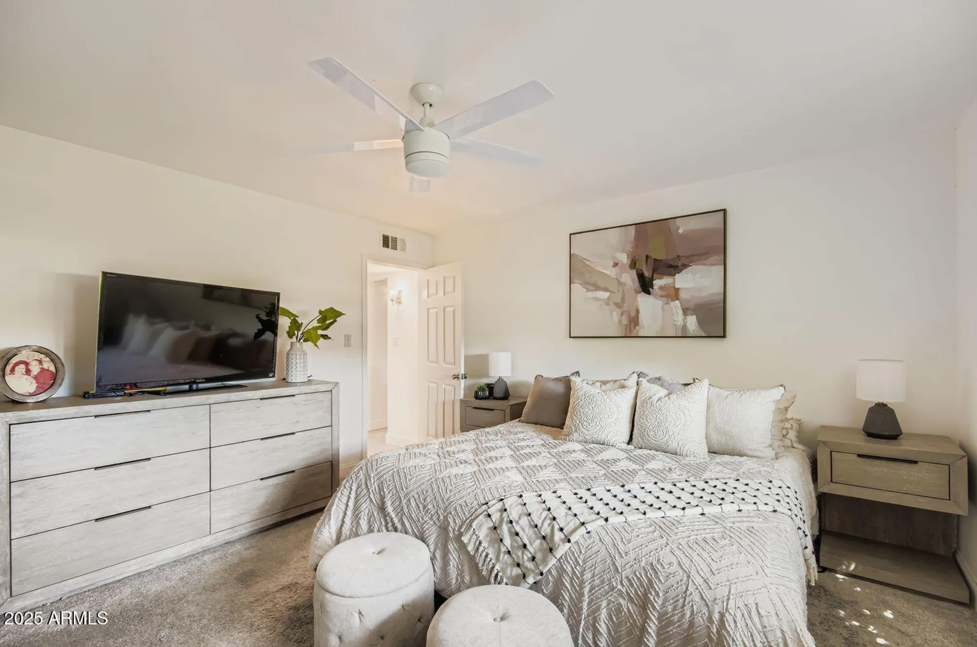 Property Slideshow image 13 of 39 | 4730 n 76th pl, Scottsdale, AZ, 85251