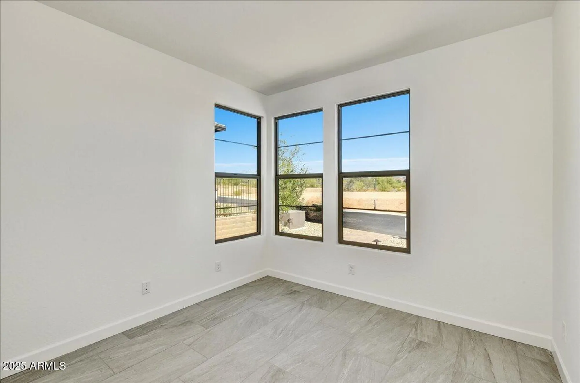 Property Slideshow image 3 of 53 | 18209 e spring valley ct, Rio Verde, AZ, 85263