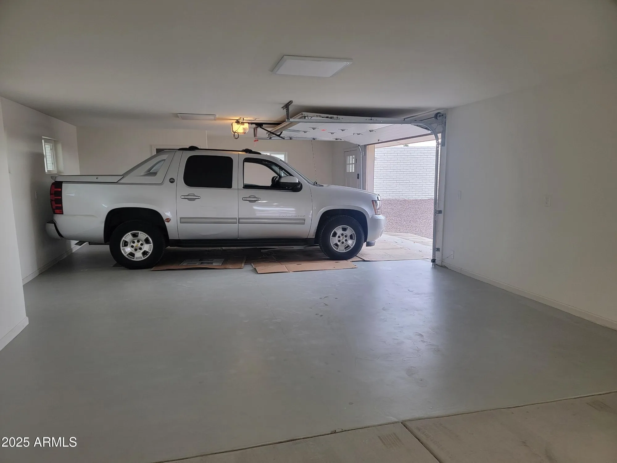 Property Slideshow image 5 of 36 | 9710 w campana dr, Sun City, AZ, 85351