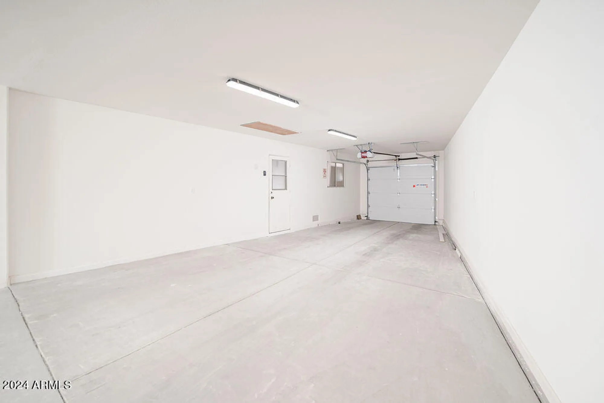 Property Slideshow image 13 of 36 | 9710 w campana dr, Sun City, AZ, 85351