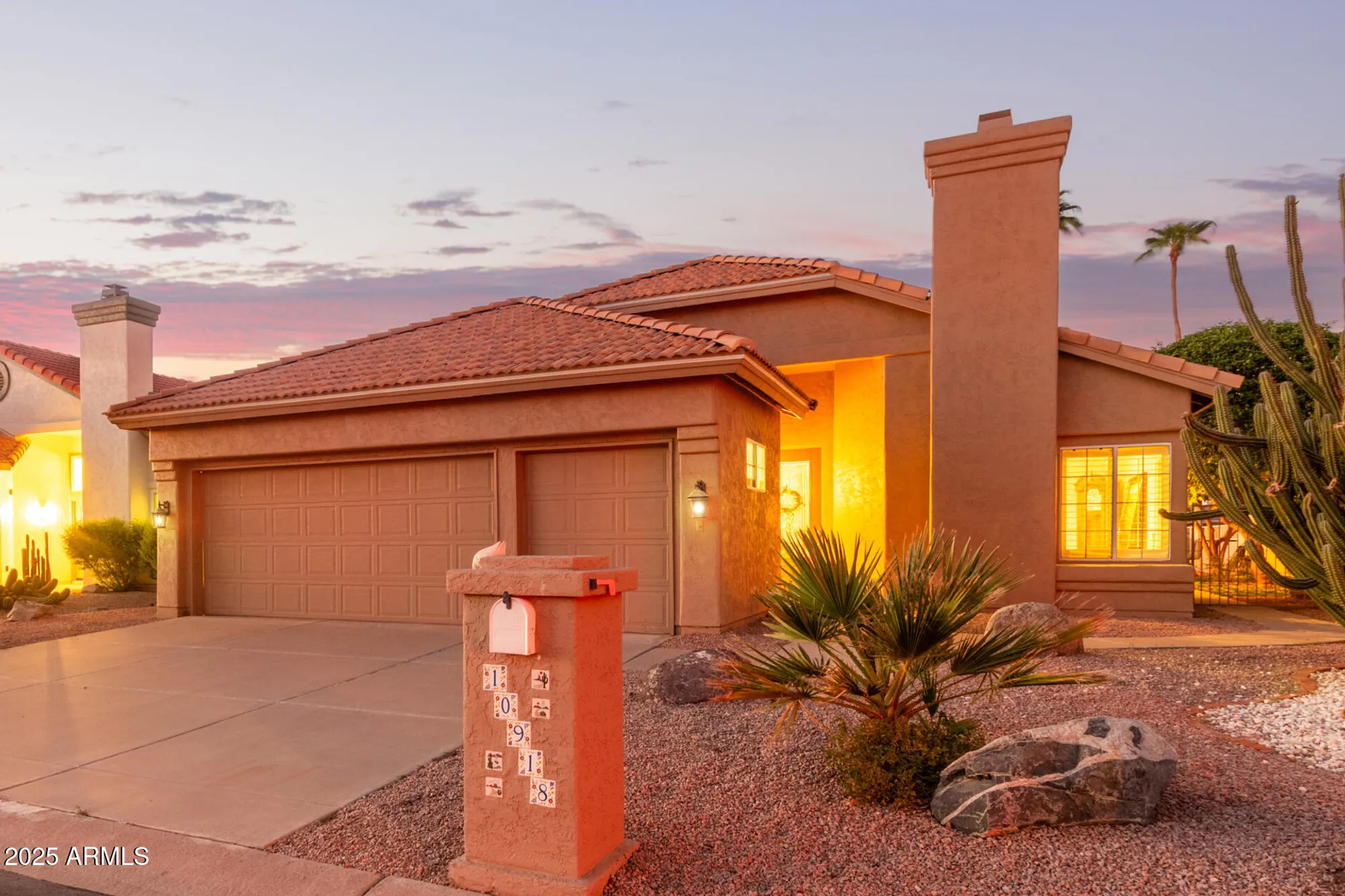 Property Slideshow image 4 of 40 | 10918 e navajo dr, Sun Lakes, AZ, 85248