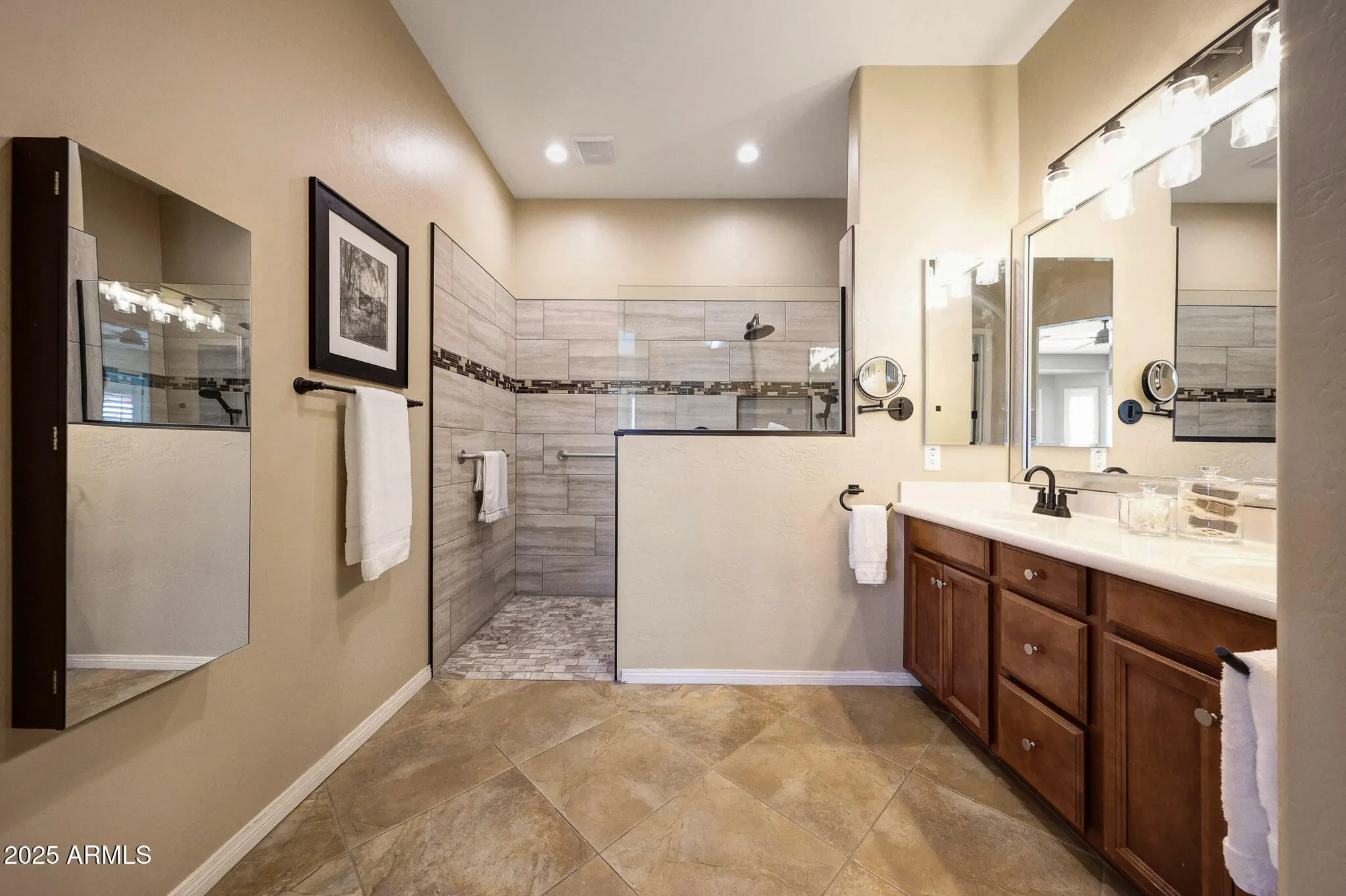 Property Slideshow image 21 of 58 | 17008 s 176th dr, Goodyear, AZ, 85338