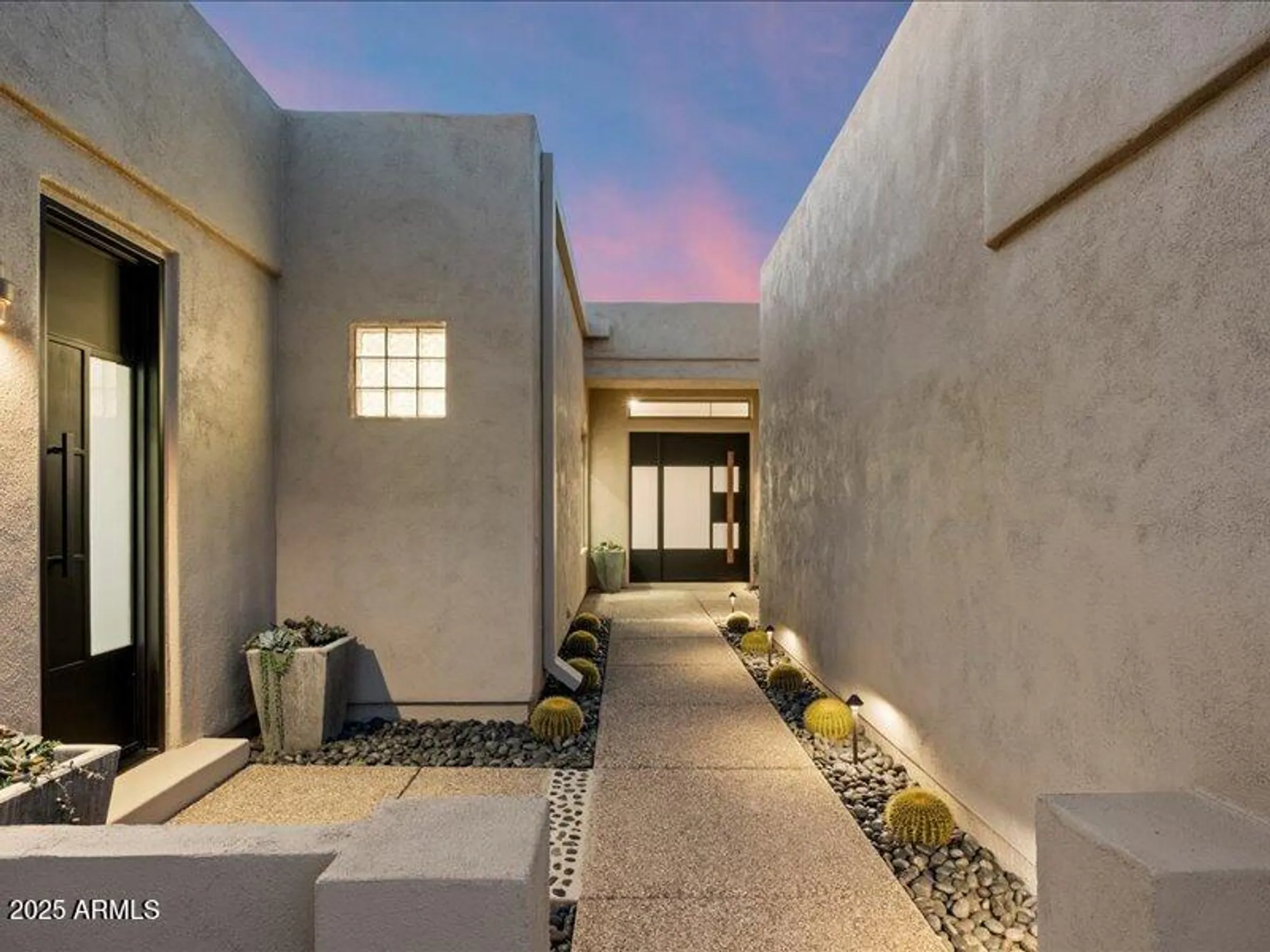 Property Slideshow image 4 of 41 | 7056 e mighty saguaro way, Scottsdale, AZ, 85266