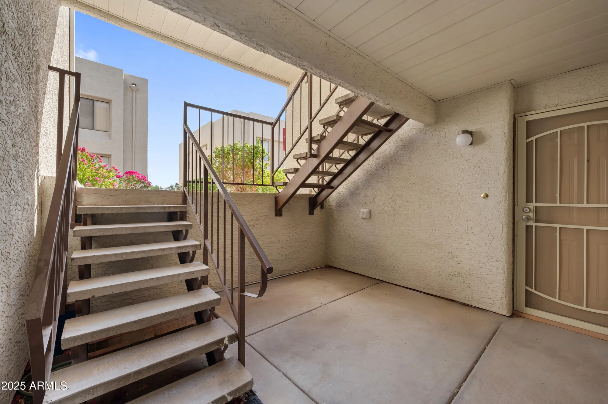 Property Slideshow image 1 of 32 | 5518 e lindstrom ln 1011, Mesa, AZ, 85215