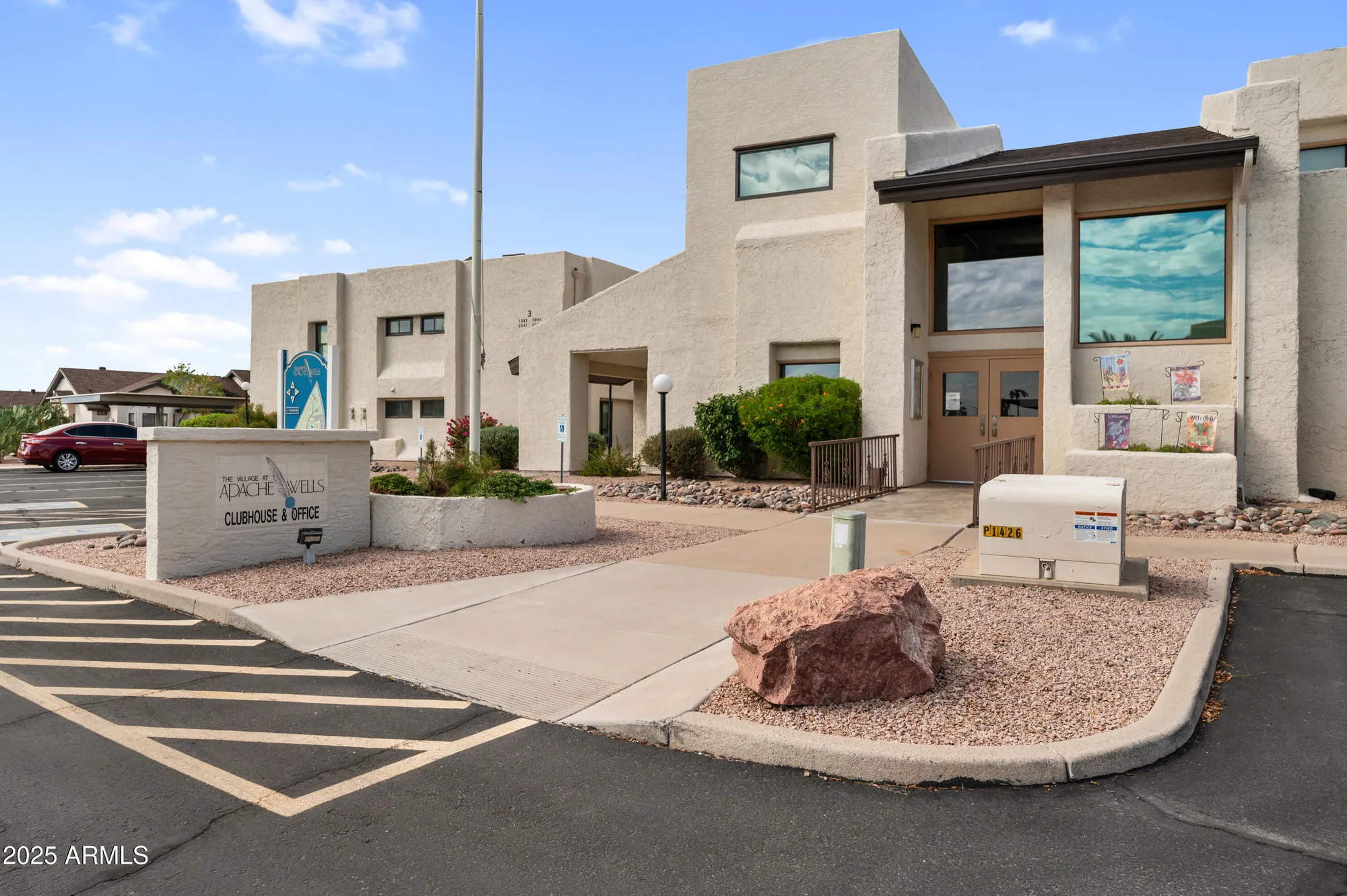 Property Slideshow image 32 of 32 | 5518 e lindstrom ln 1011, Mesa, AZ, 85215