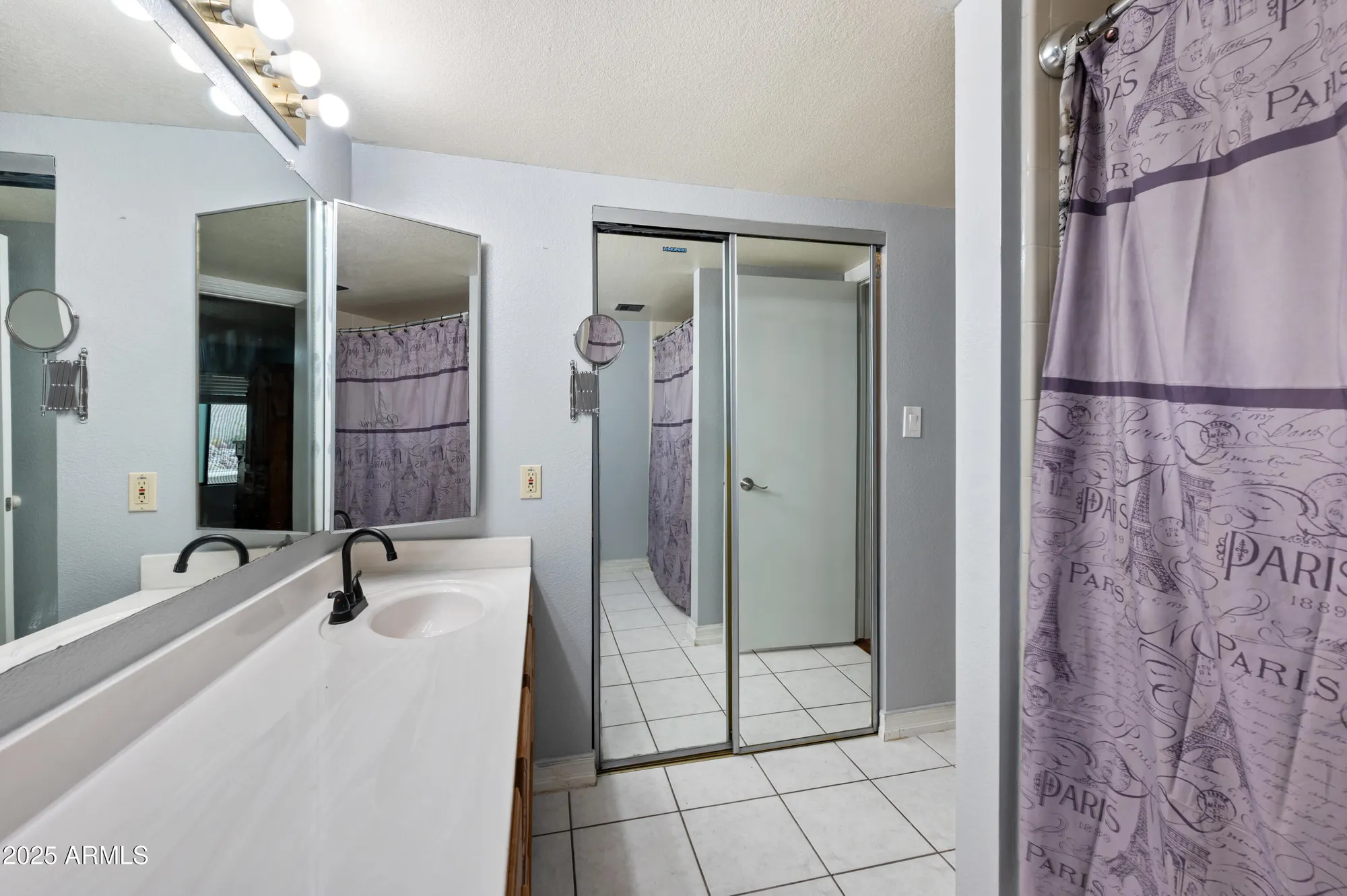 Property Slideshow image 19 of 32 | 5518 e lindstrom ln 1011, Mesa, AZ, 85215