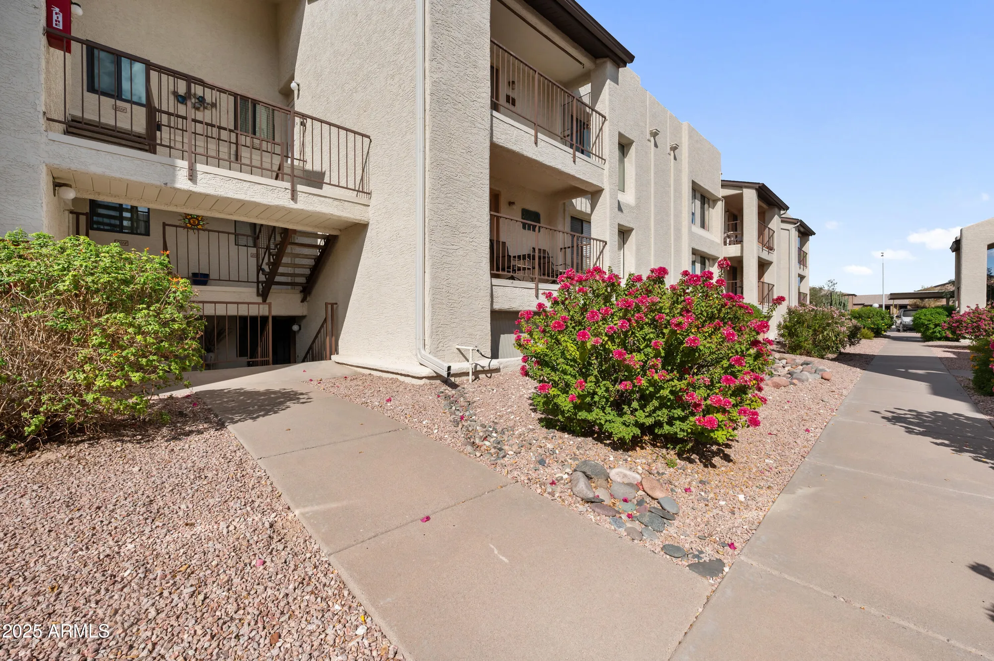 Property Slideshow image 31 of 32 | 5518 e lindstrom ln 1011, Mesa, AZ, 85215