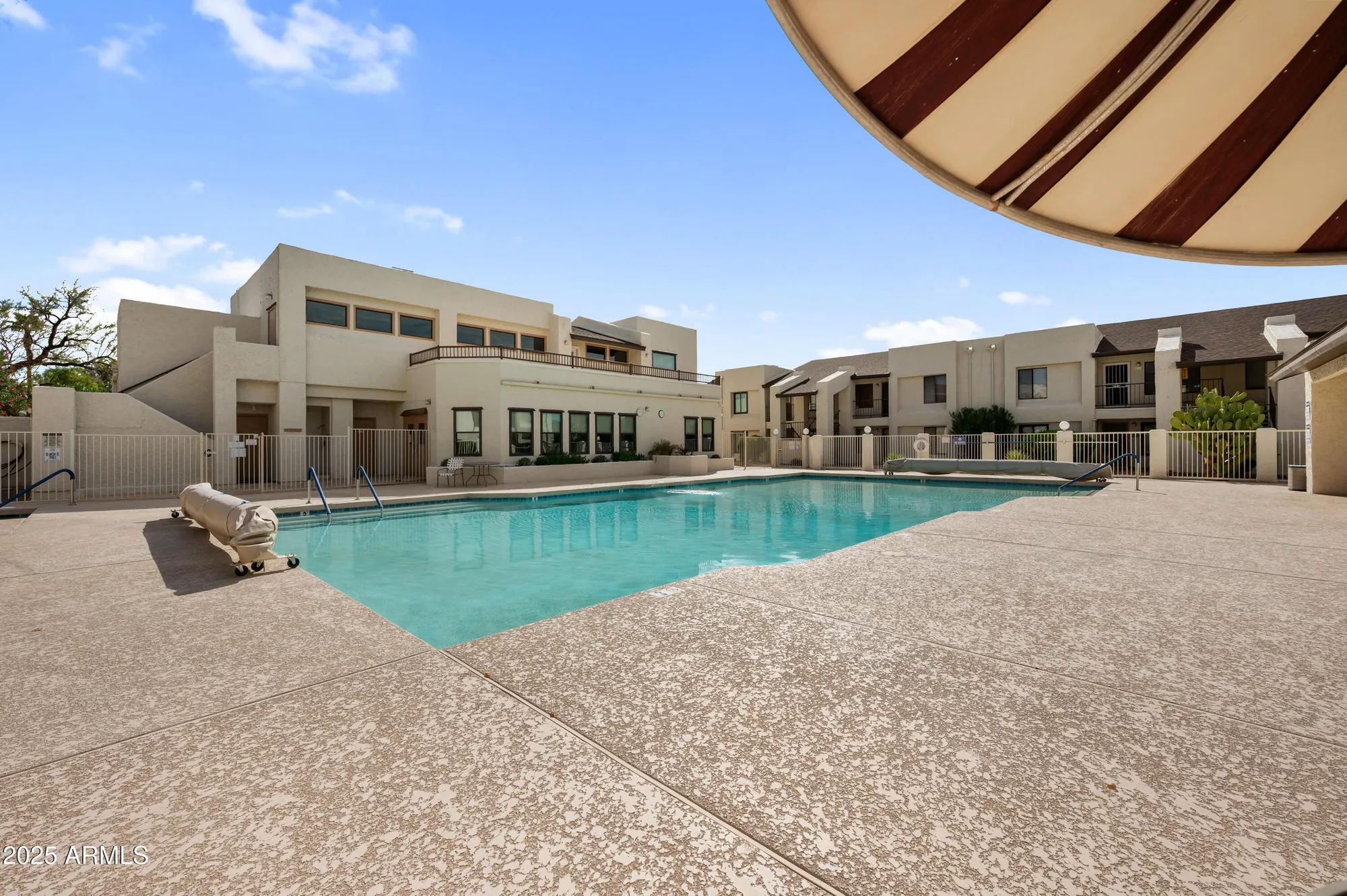 Property Slideshow image 27 of 32 | 5518 e lindstrom ln 1011, Mesa, AZ, 85215