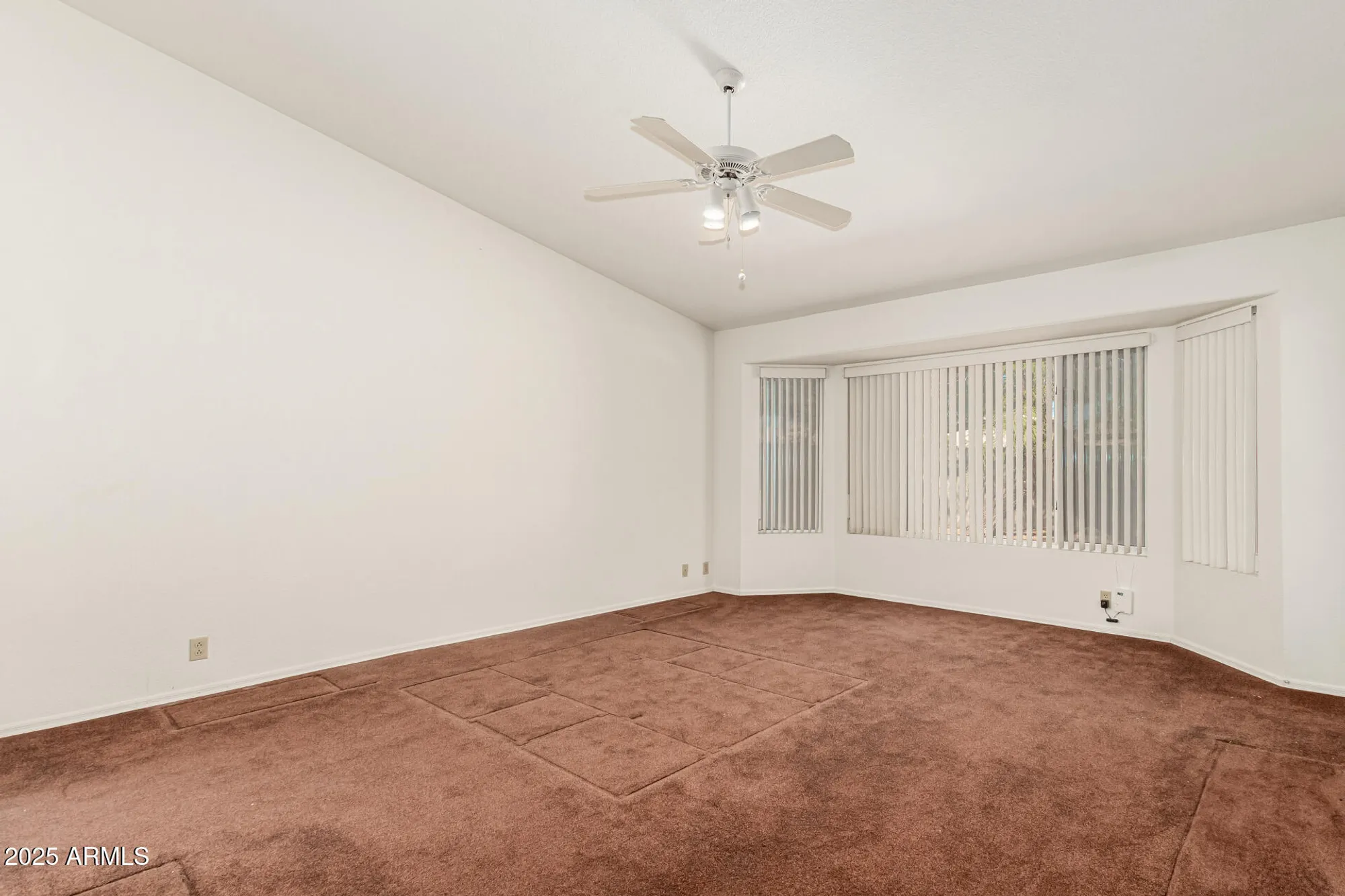 Property Slideshow image 15 of 33 | 8737 w kimberly way, Peoria, AZ, 85382