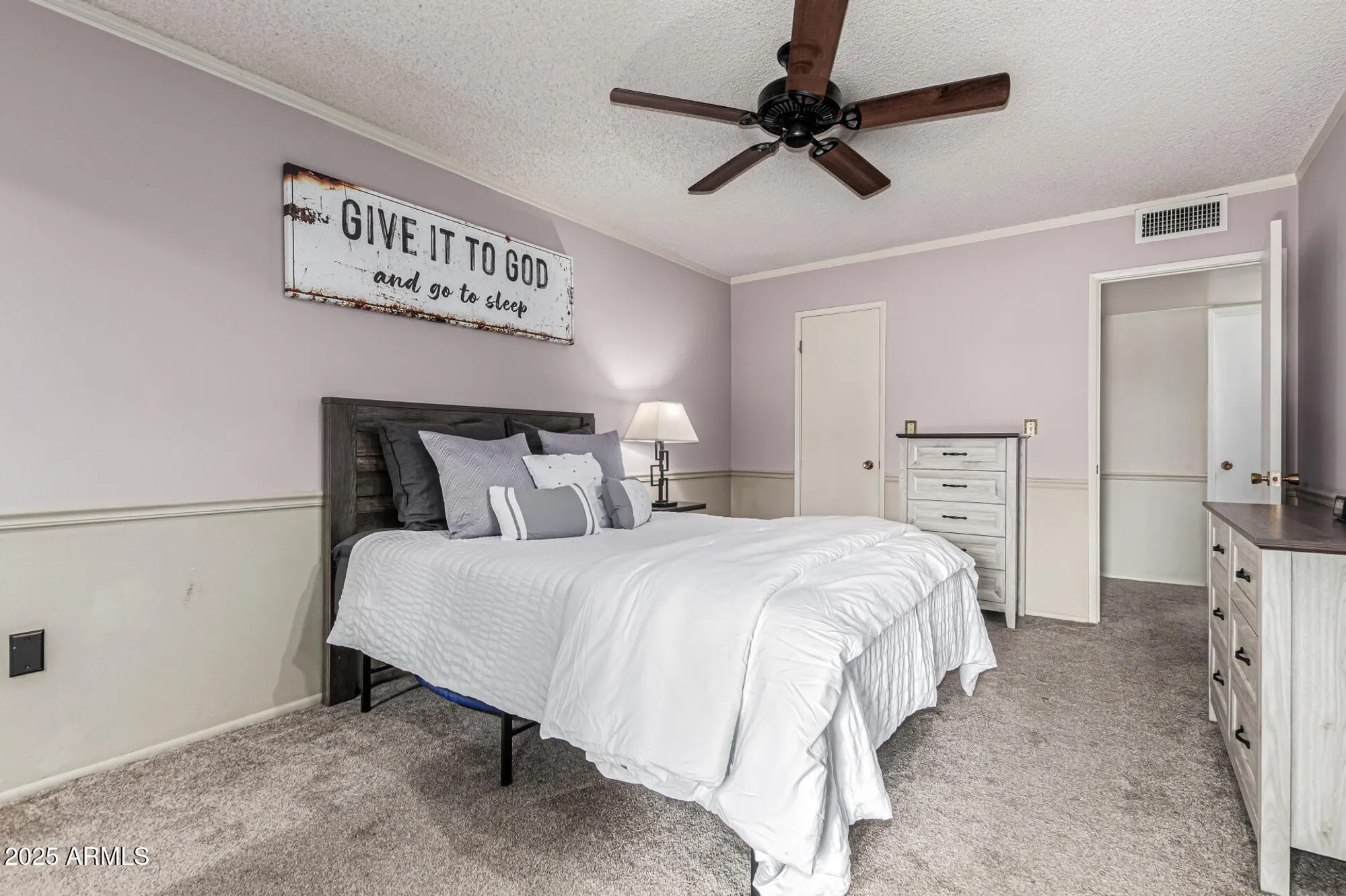 Property Slideshow image 13 of 38 | 13601 n 111th ave, Sun City, AZ, 85351