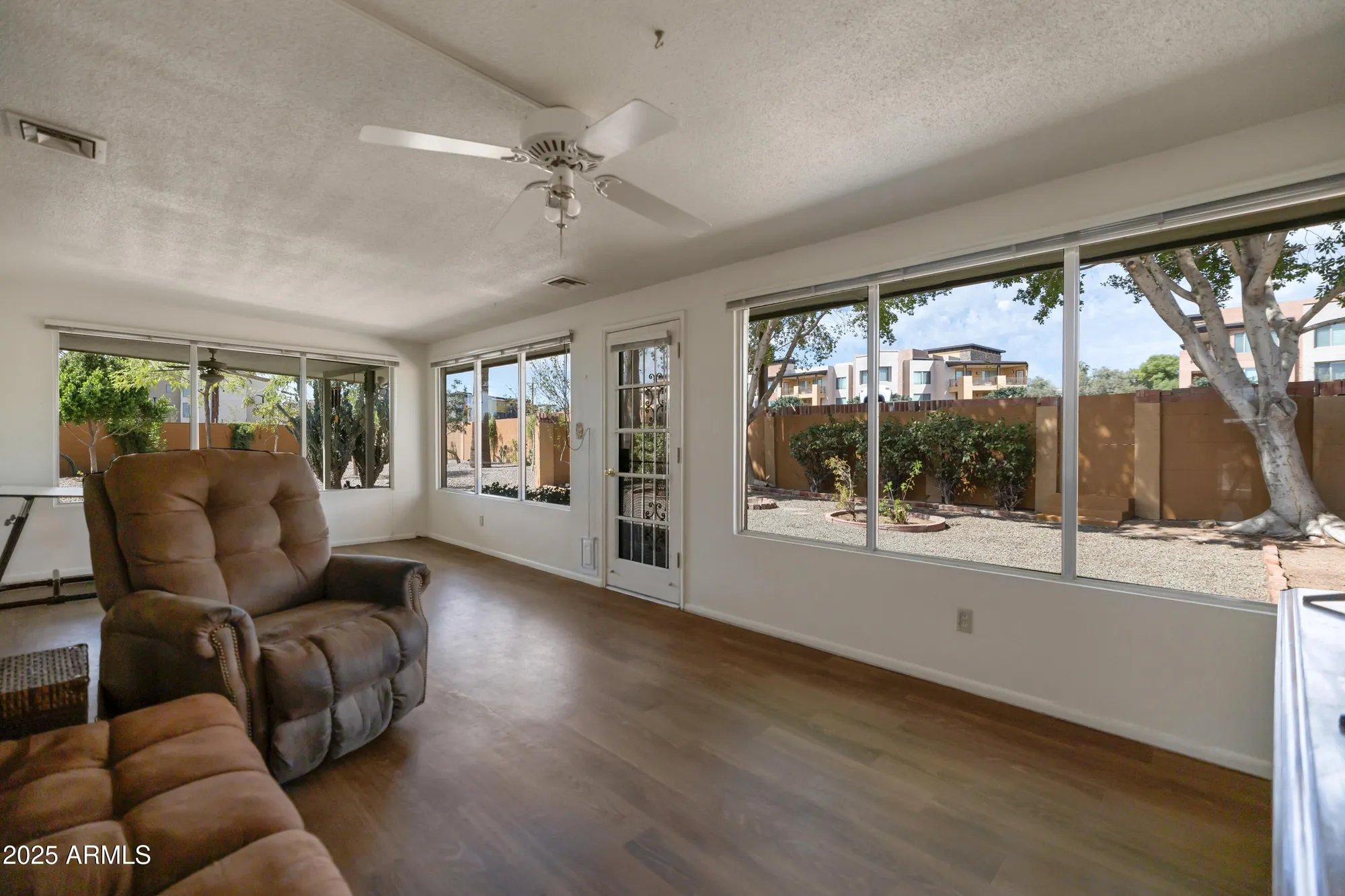 Property Slideshow image 13 of 32 | 4748 n 74th pl, Scottsdale, AZ, 85251