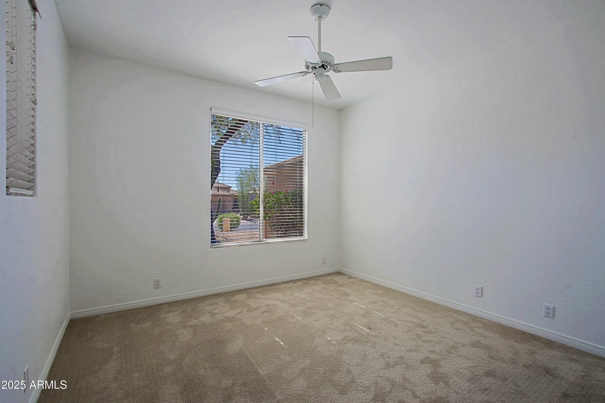 Property Slideshow image 24 of 82 | 6950 e bramble berry ln, Scottsdale, AZ, 85266